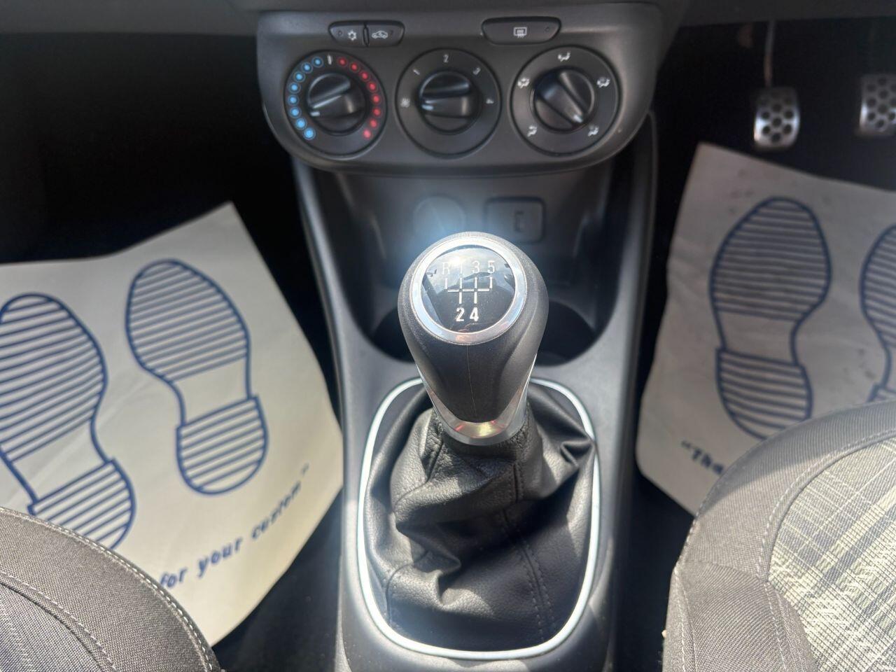 Vauxhall Corsa - Image 15