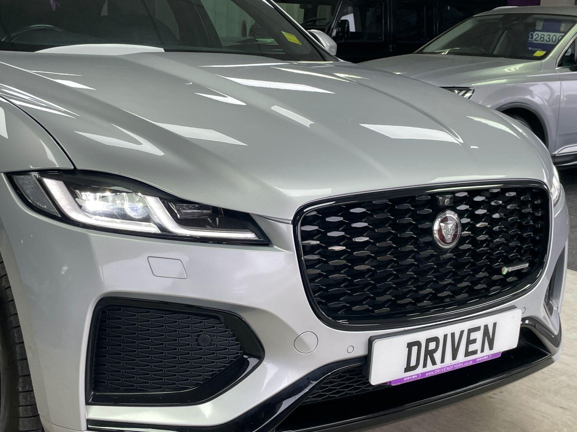 Jaguar F-Pace - Image 4