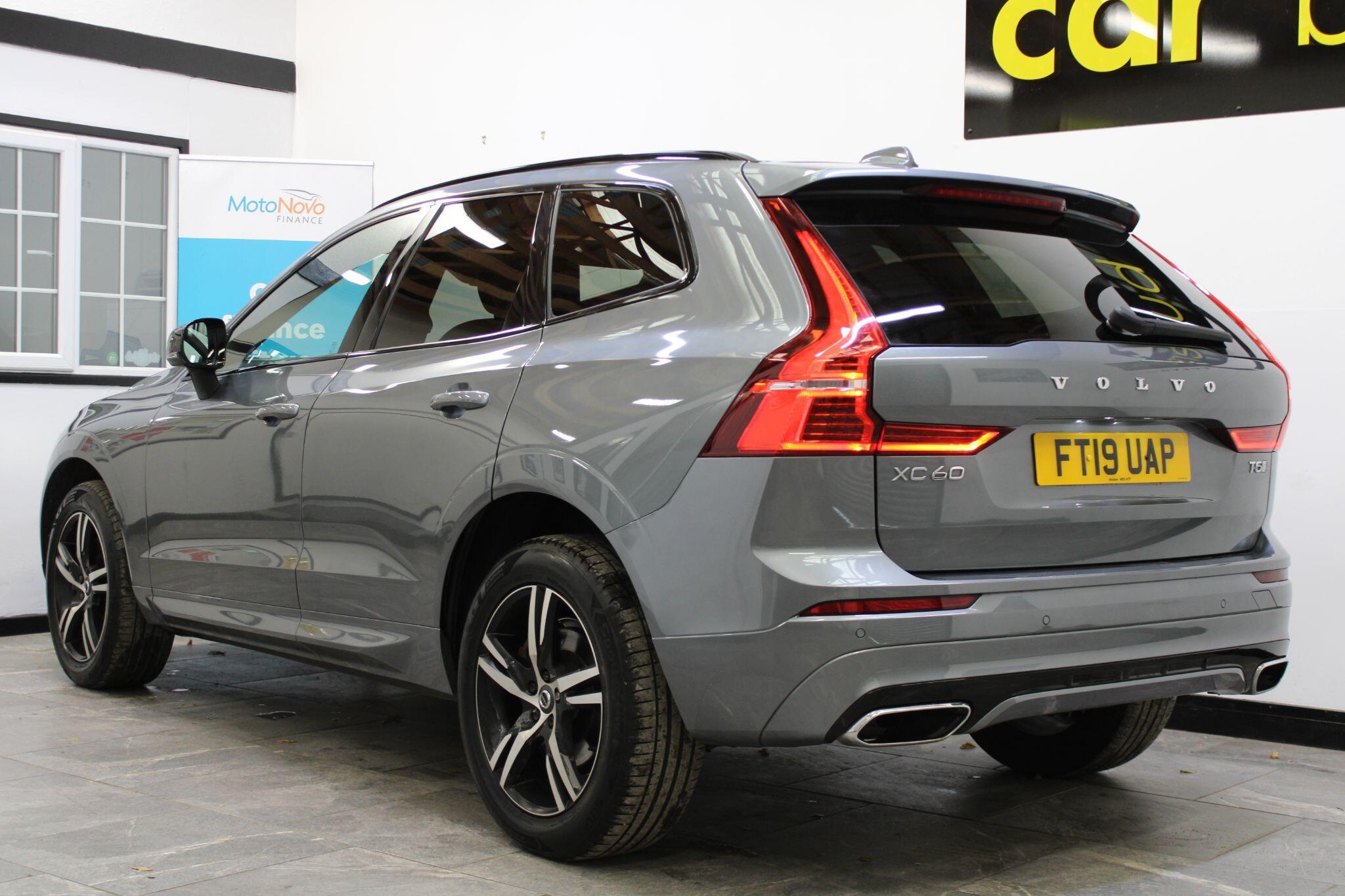 Volvo XC60 - Image 3