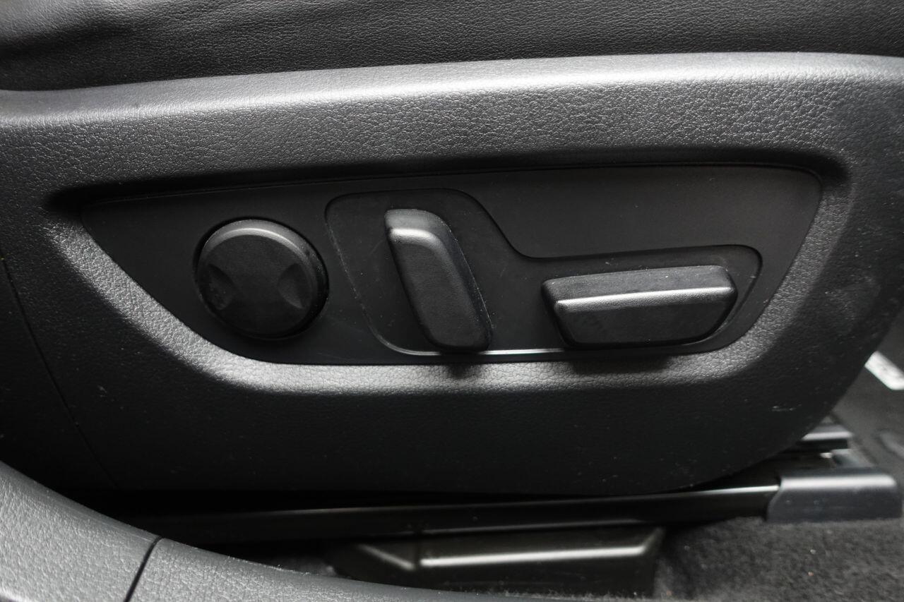 Mazda CX-30 - Image 18
