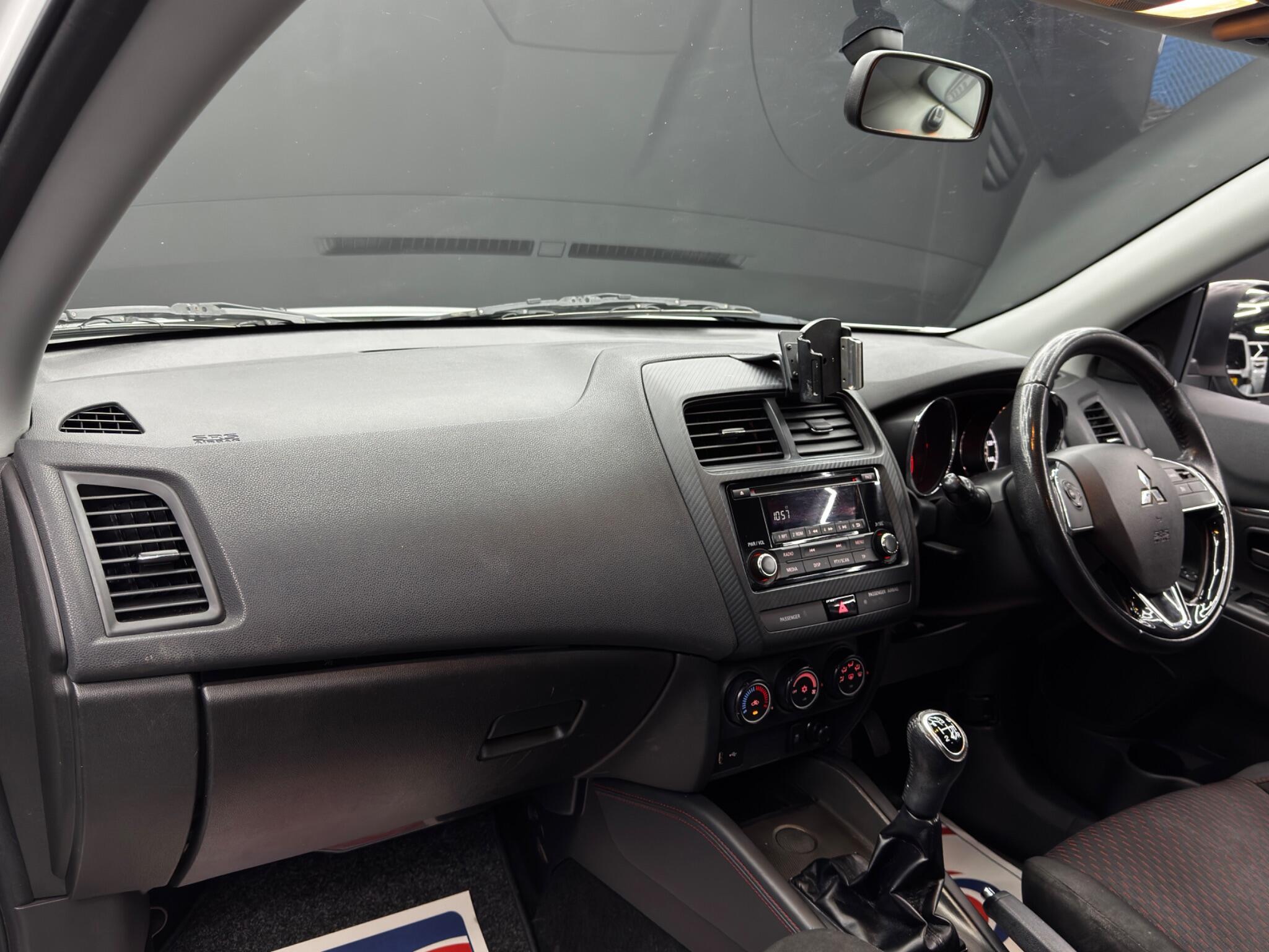 Mitsubishi ASX - Image 11