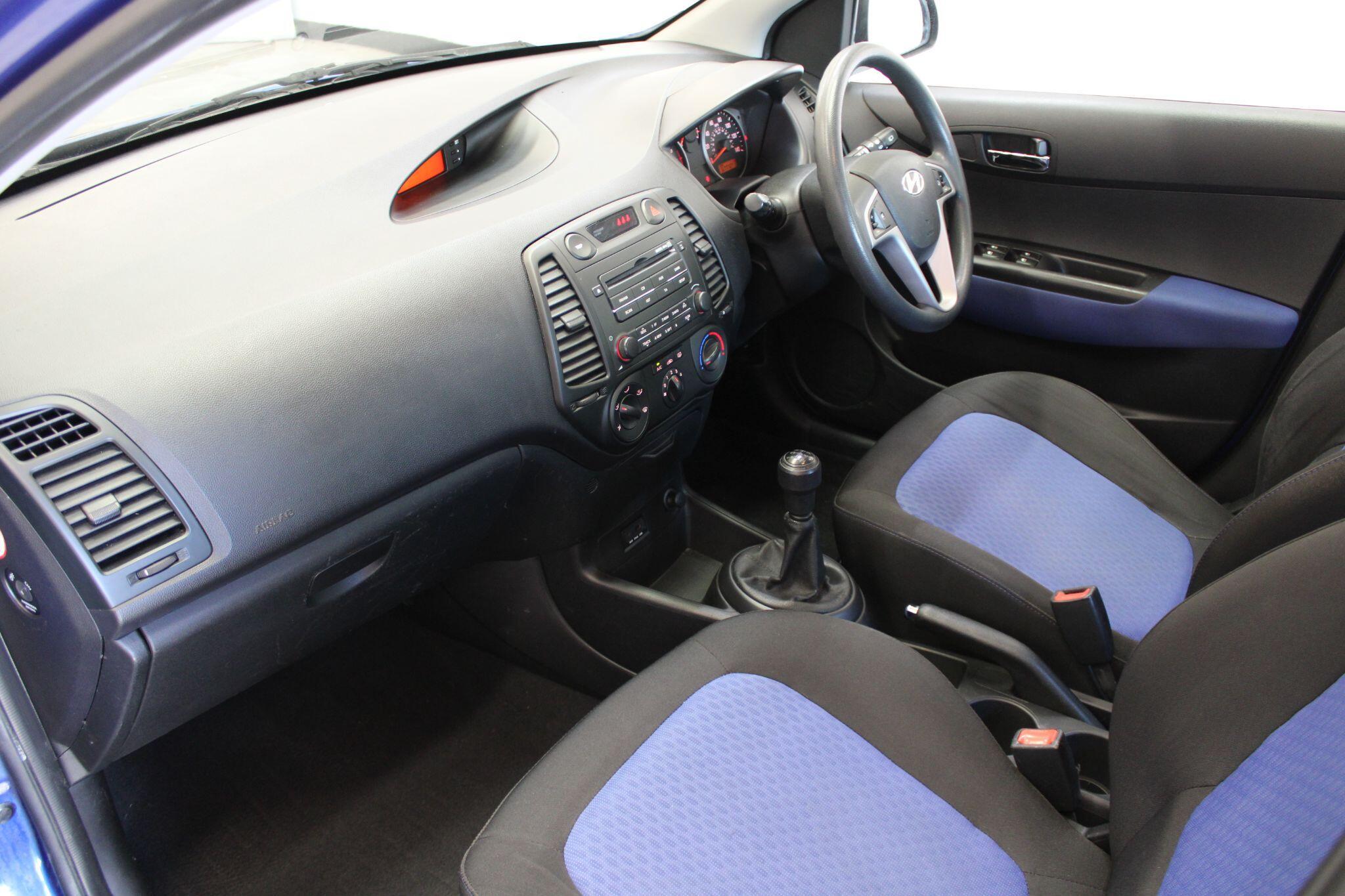 Hyundai i20 - Image 2