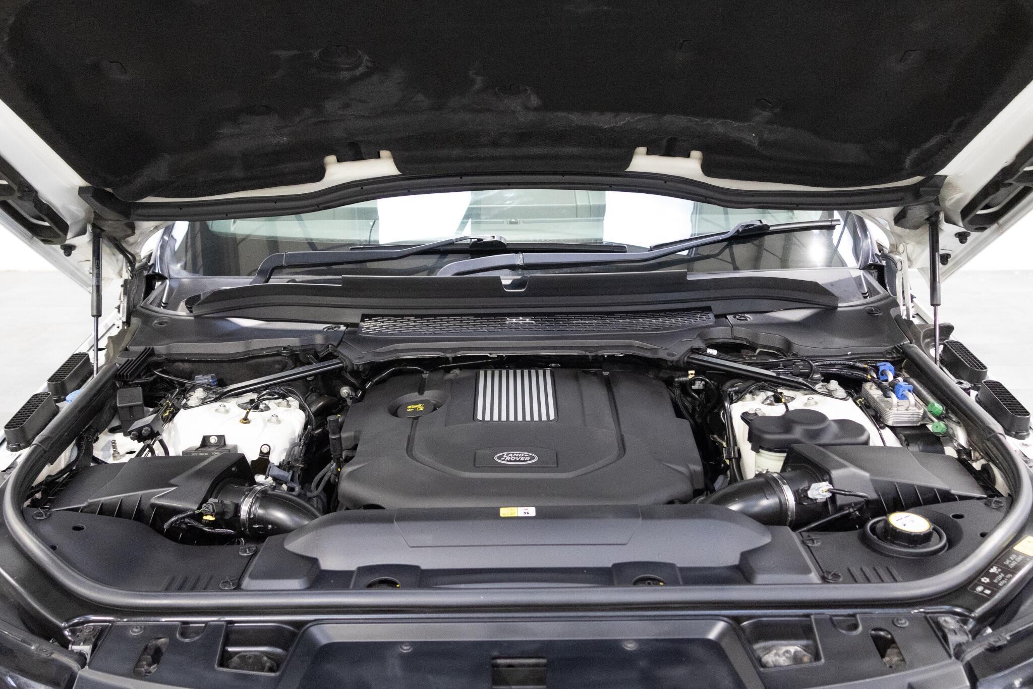 Land Rover RANGE ROVER SPORT - Image 12