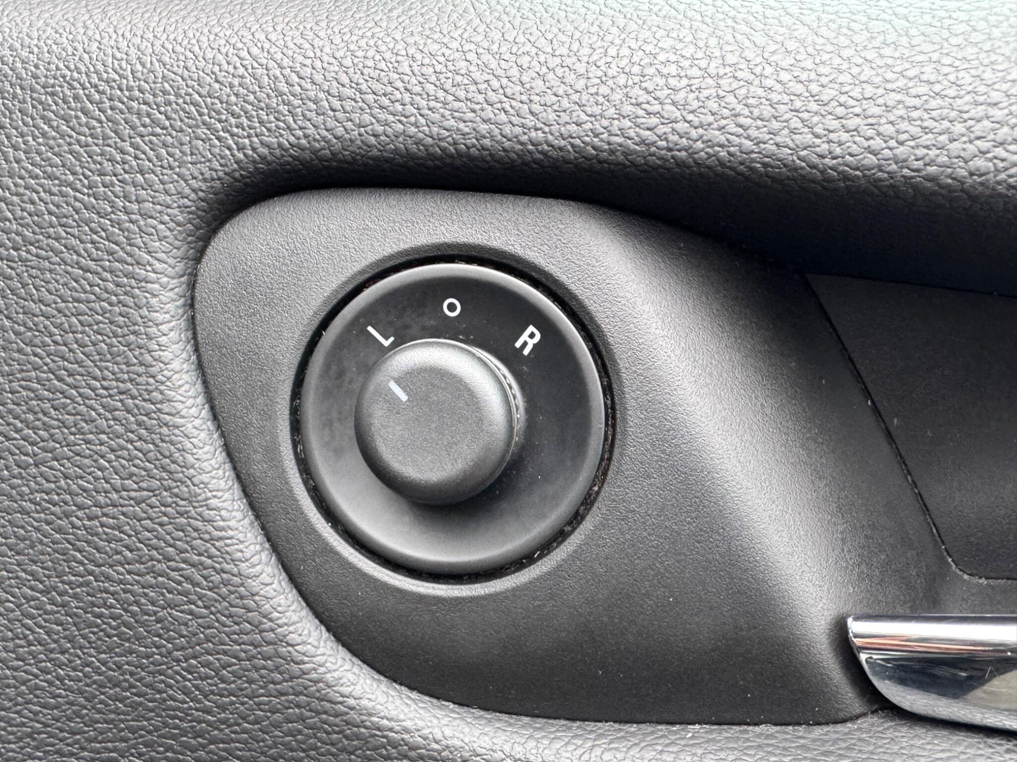 Vauxhall Zafira Tourer - Image 34