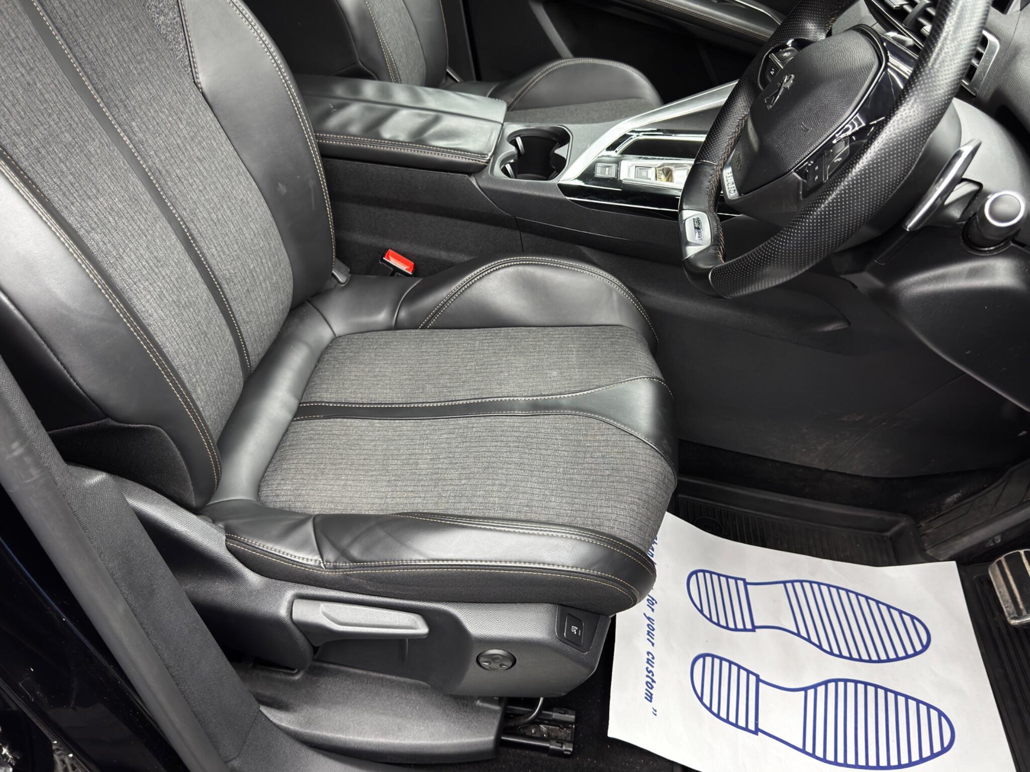 Peugeot 3008 - Image 13