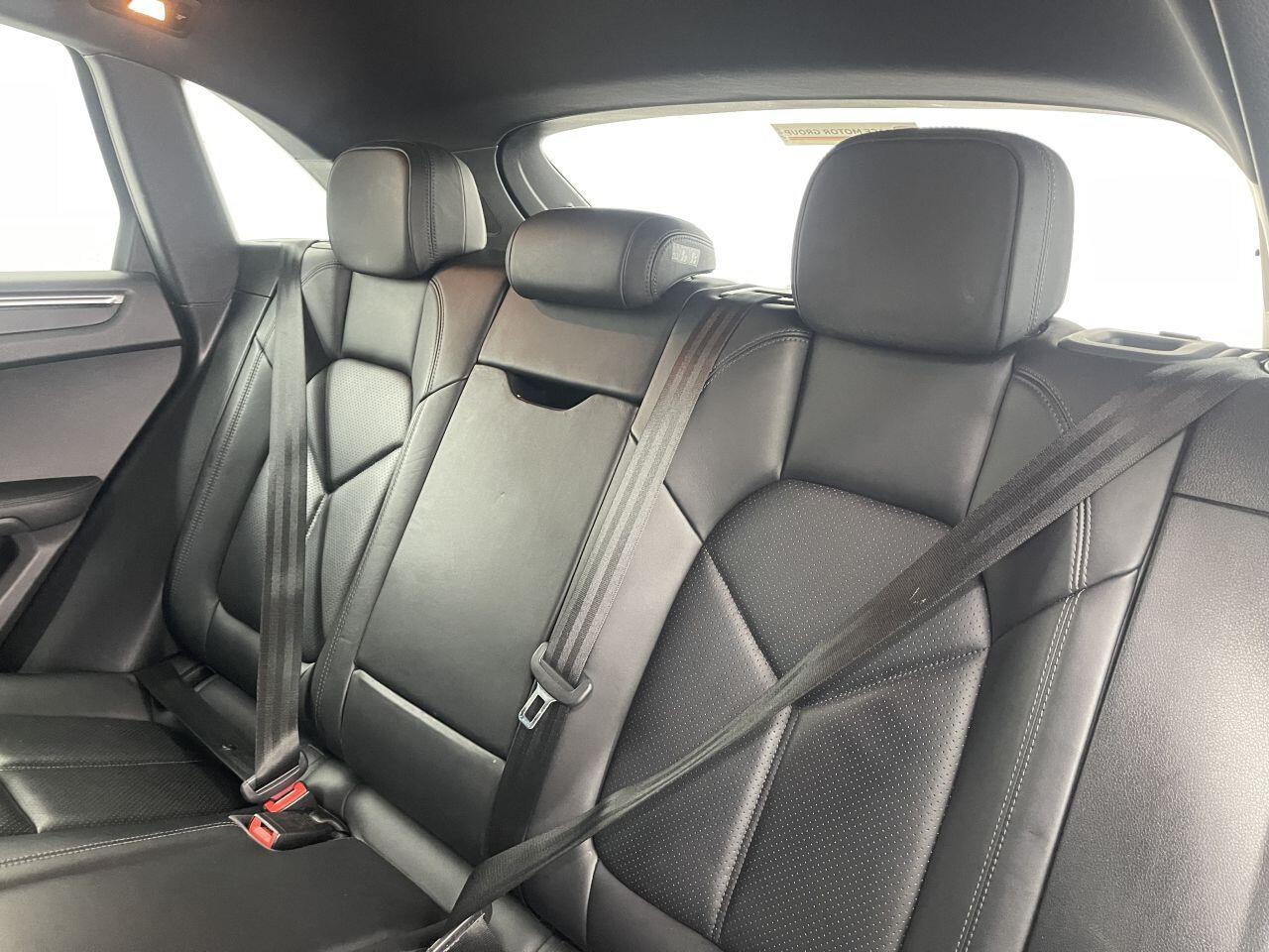 Porsche Macan - Image 32