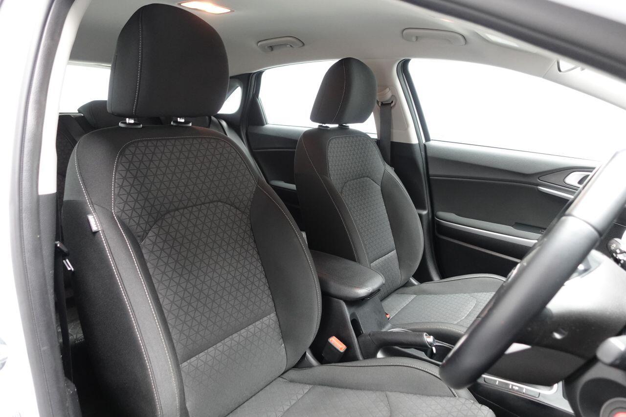 Kia ceed - Image 16