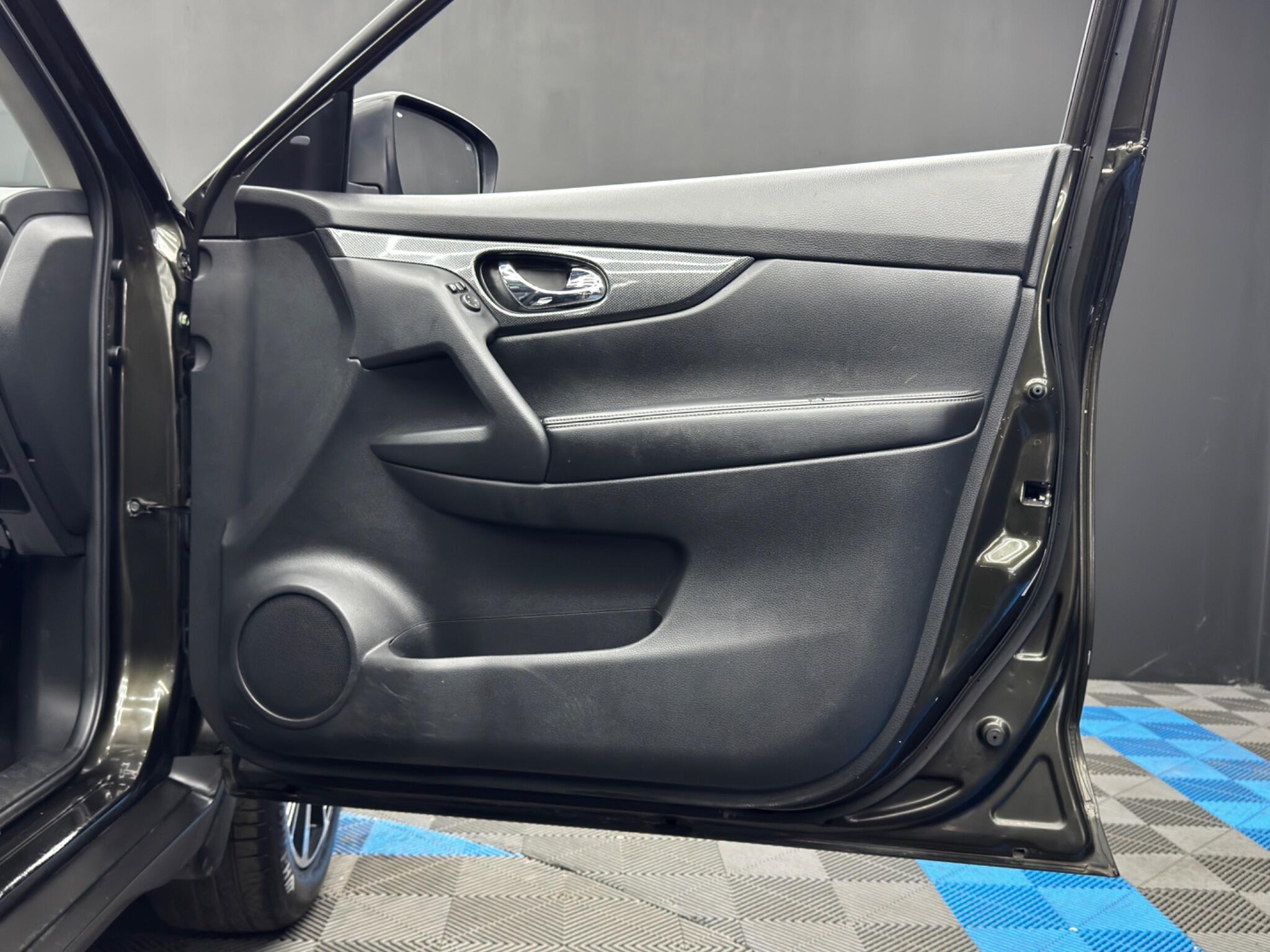 Nissan X-Trail - Image 37