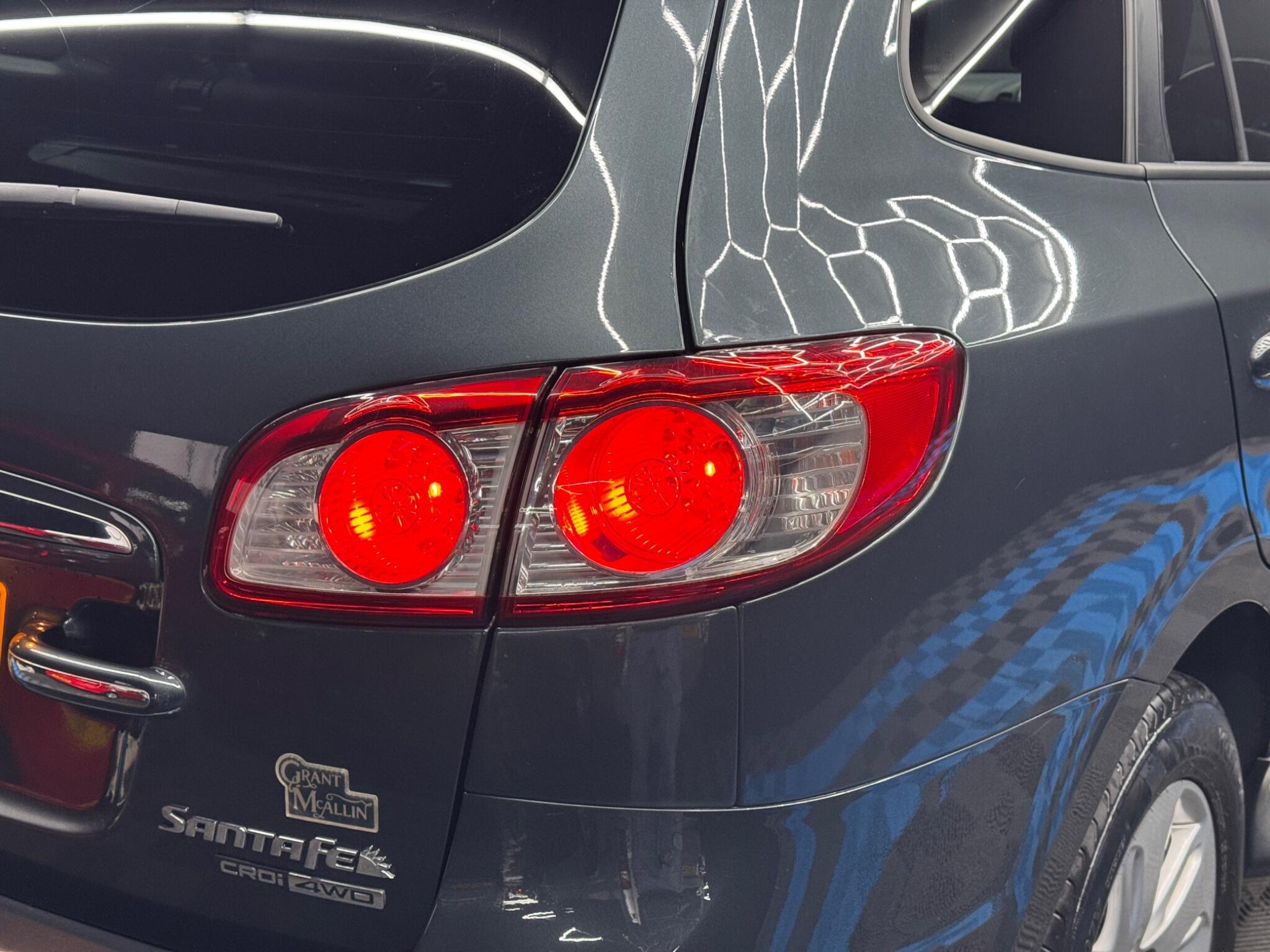 Hyundai Santa Fe - Image 39