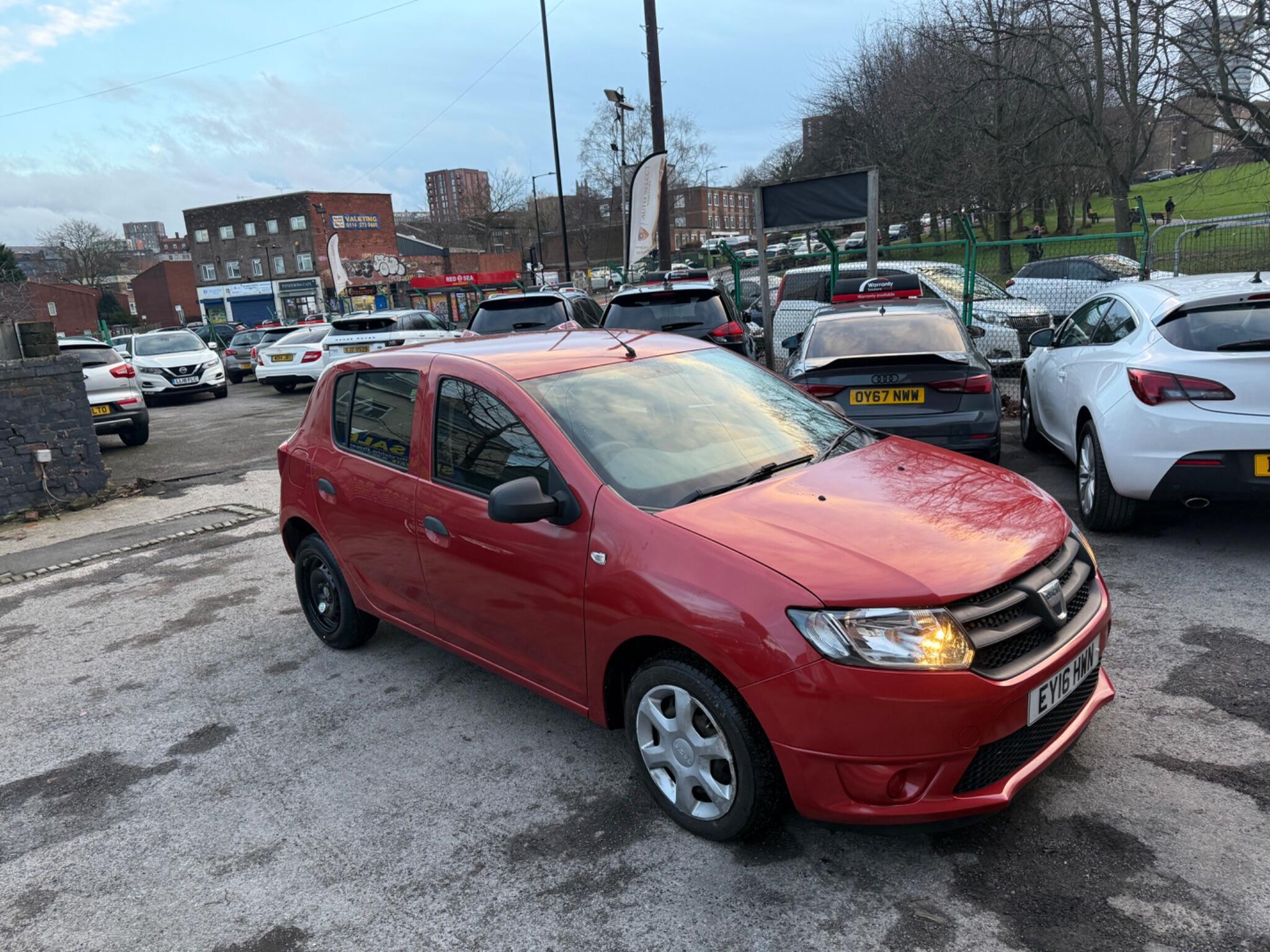 Dacia Sandero - Image 11