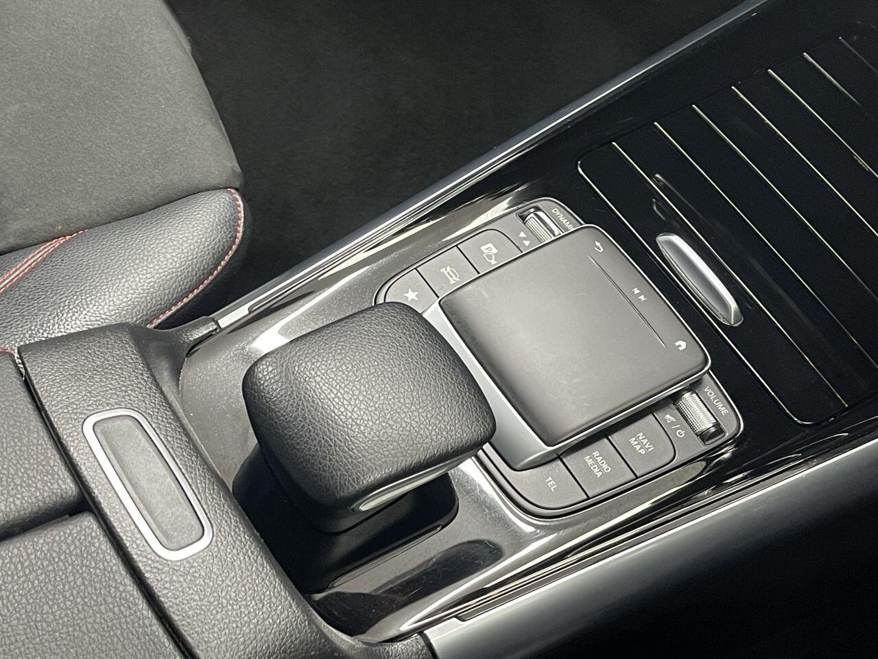 Mercedes GLA - Image 38