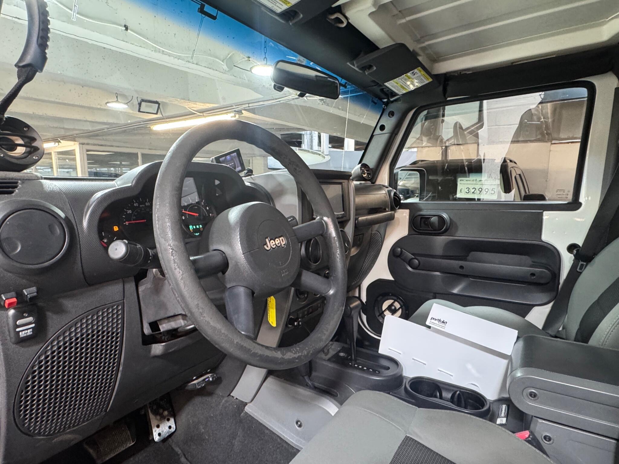 Jeep Wrangler - Image 9