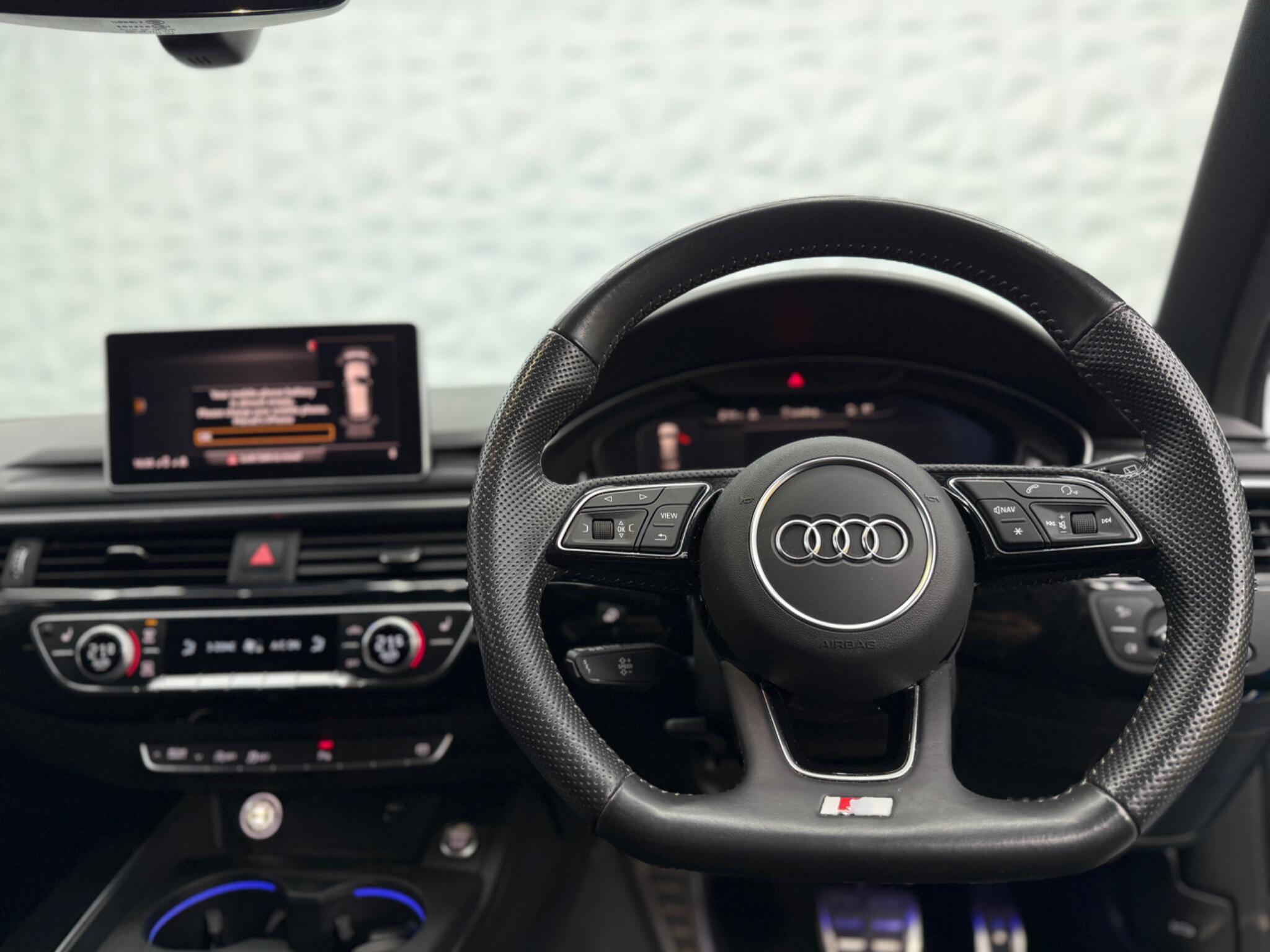 Audi A4 Avant - Image 31
