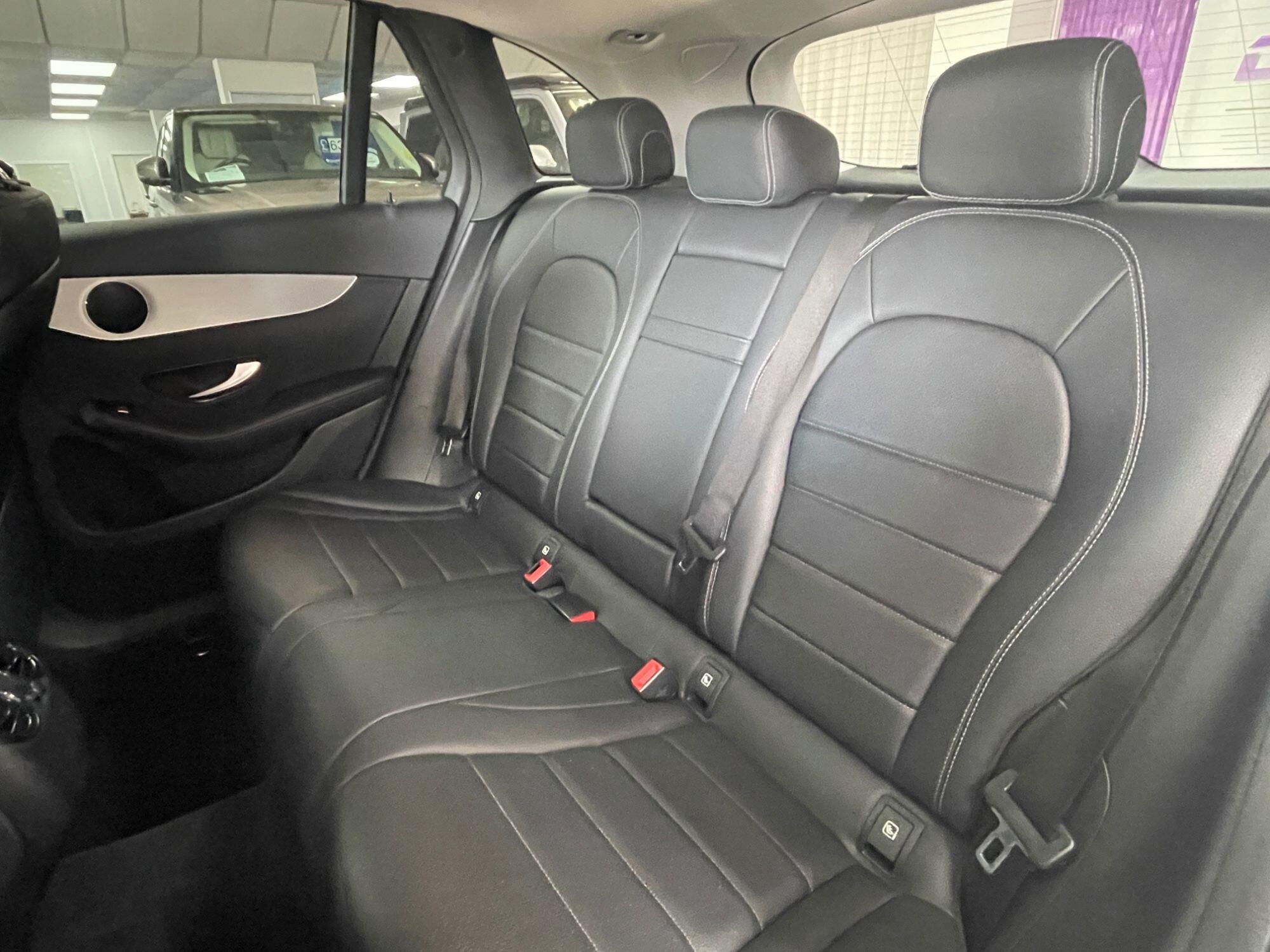 Mercedes GLC - Image 29