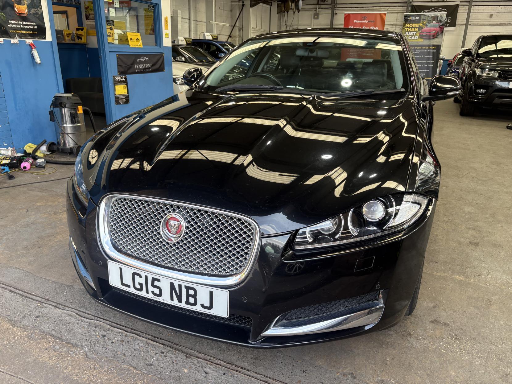 Jaguar XF - Image 4