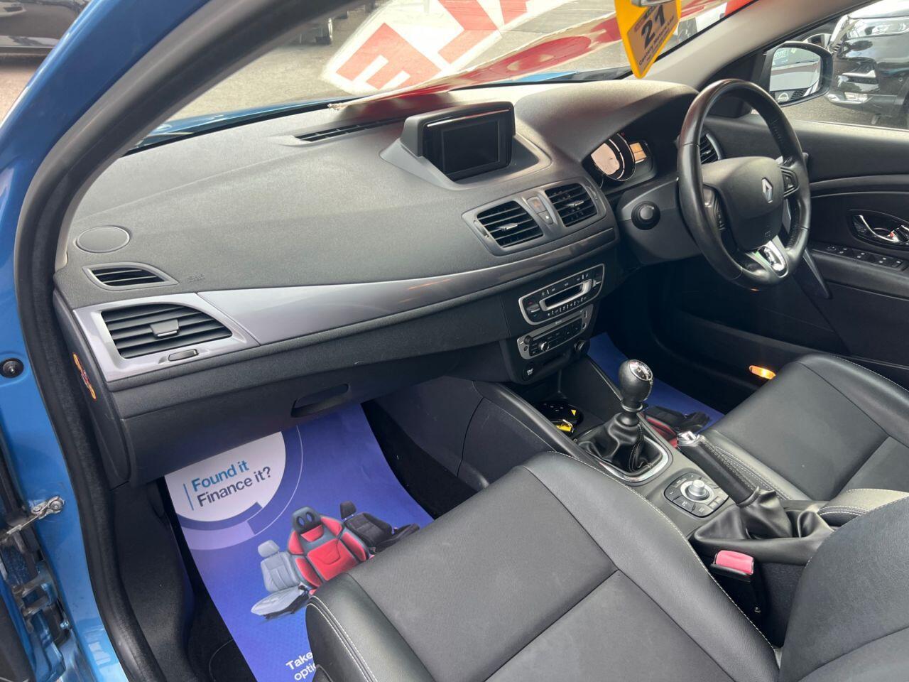 Renault Megane - Image 12