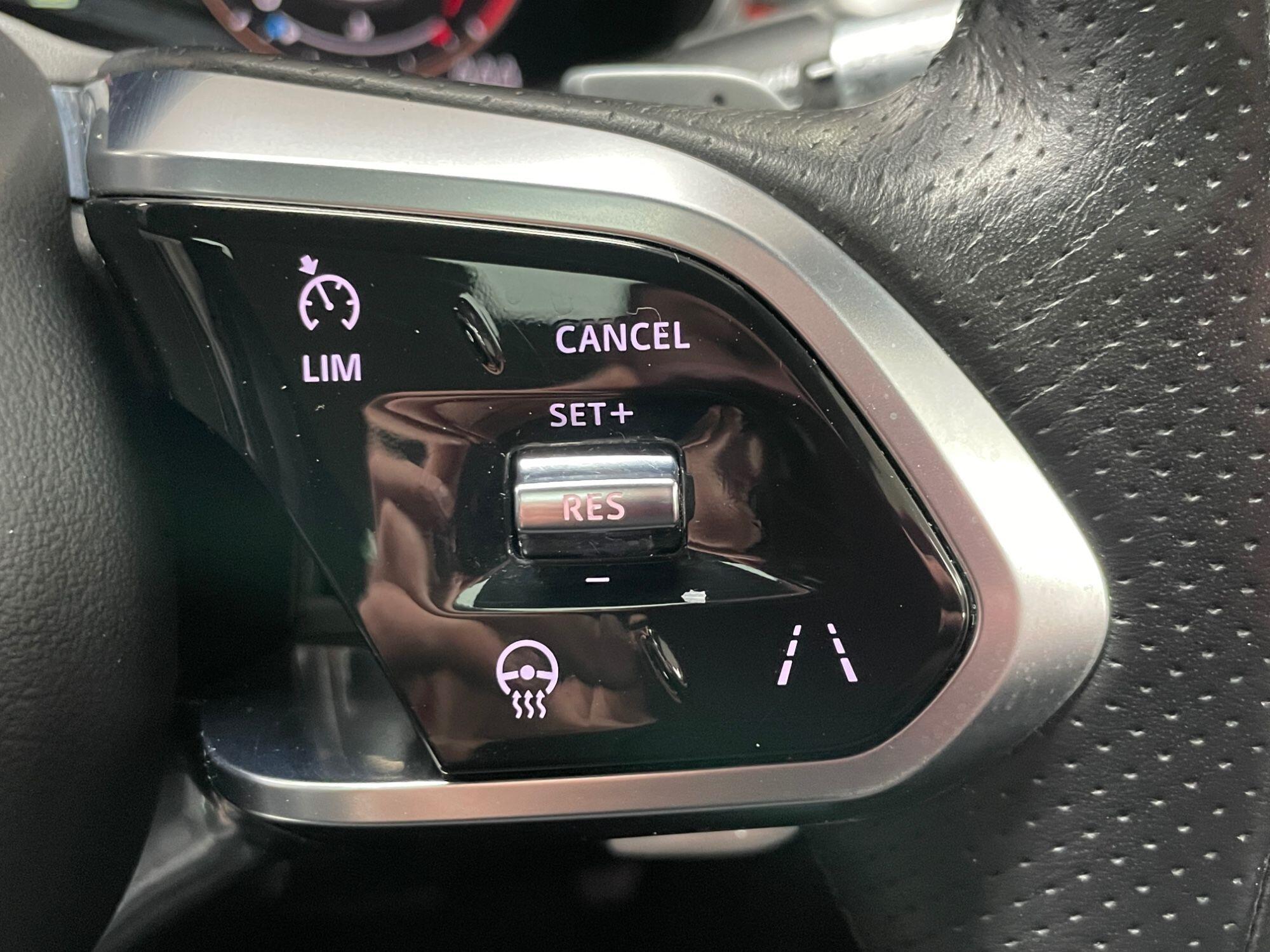 Jaguar F-Pace - Image 38