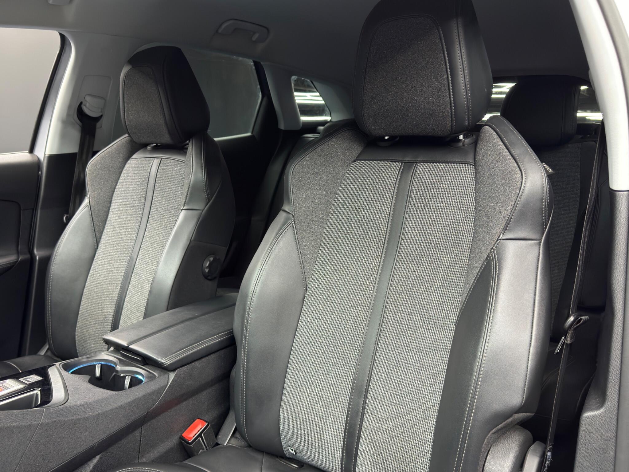 Peugeot 3008 - Image 14