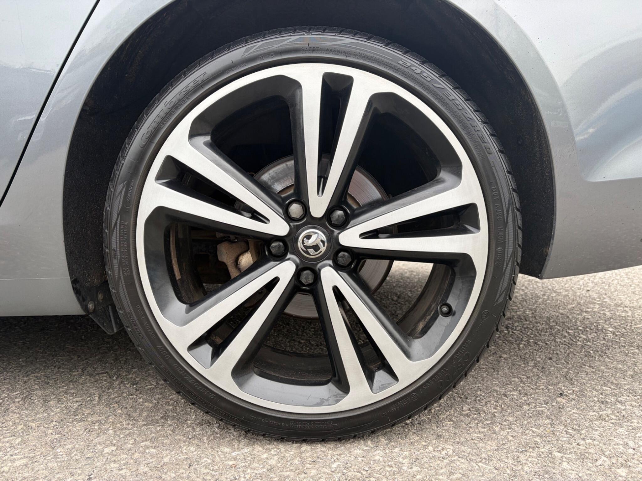 Vauxhall Insignia - Image 31