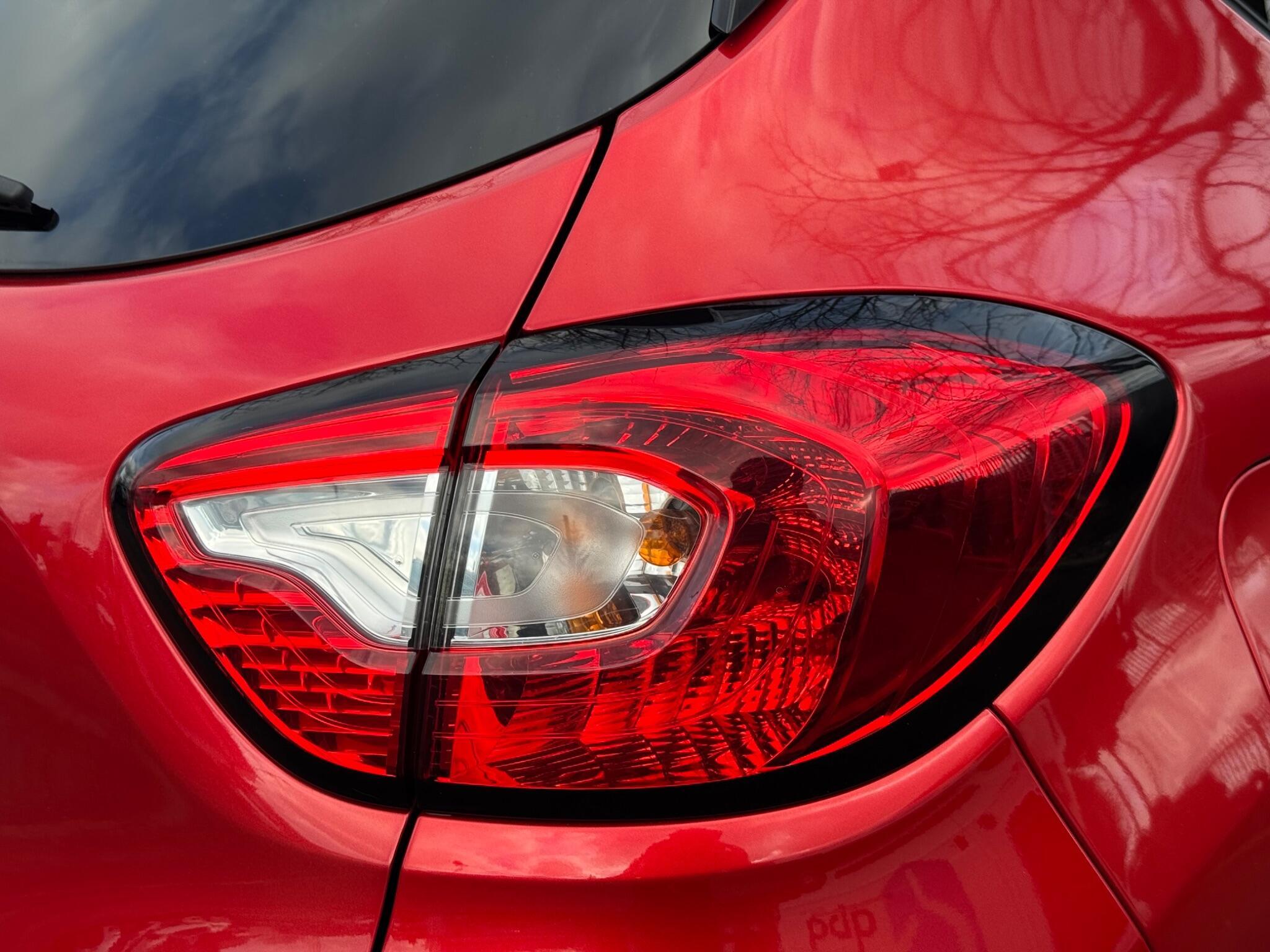 Renault Captur - Image 43