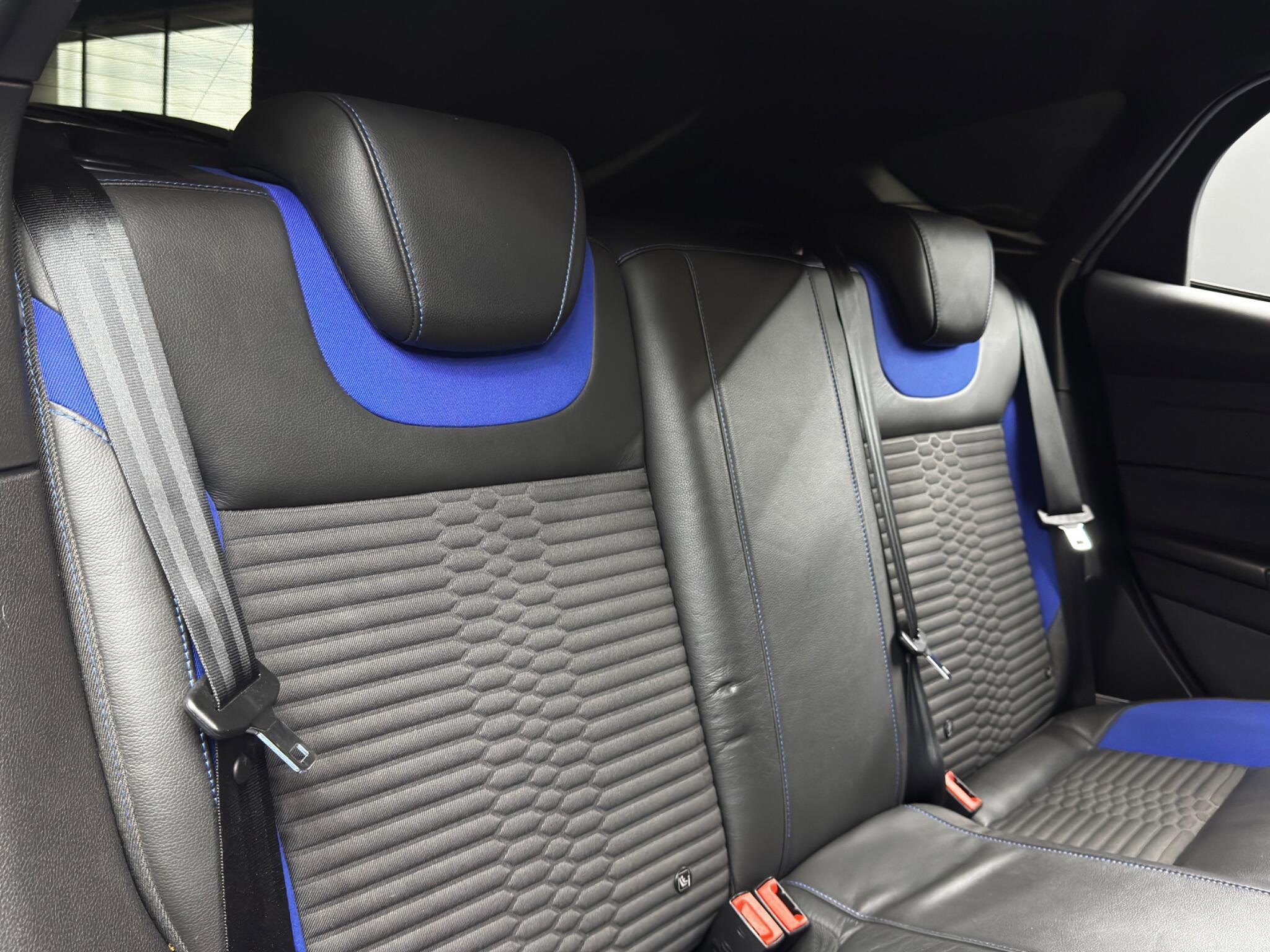 Ford Focus - Image 15