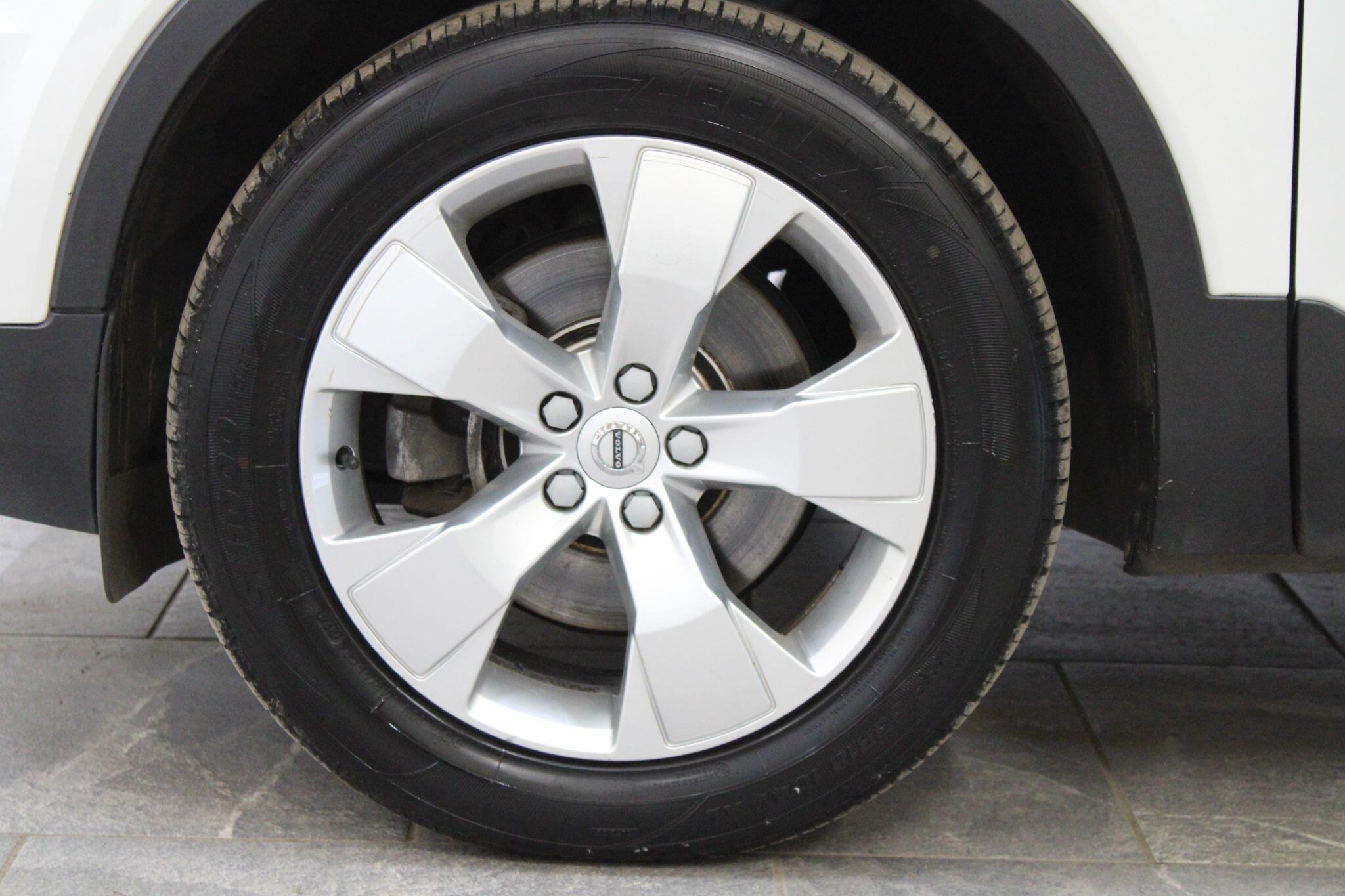 Volvo XC40 - Image 22