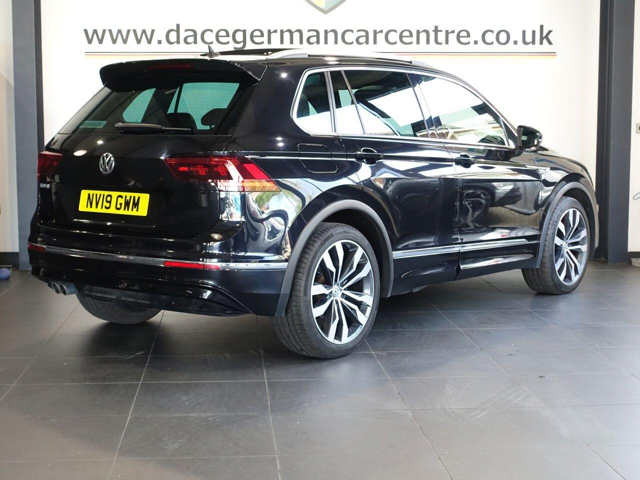 Volkswagen Tiguan - Image 7