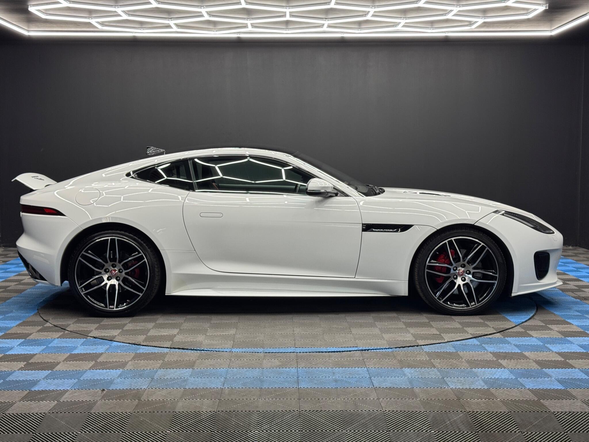 Jaguar F-Type - Image 4