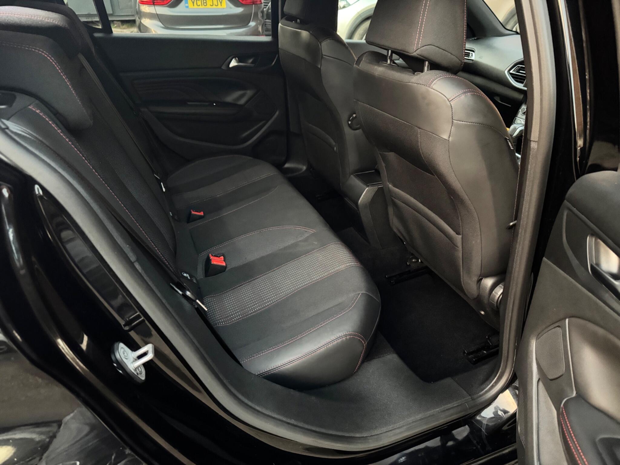 Peugeot 308 - Image 19
