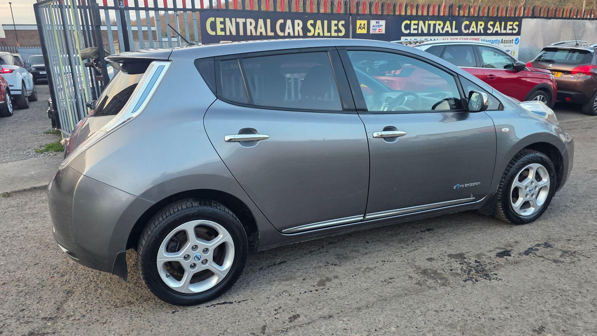 Nissan Leaf - Image 7