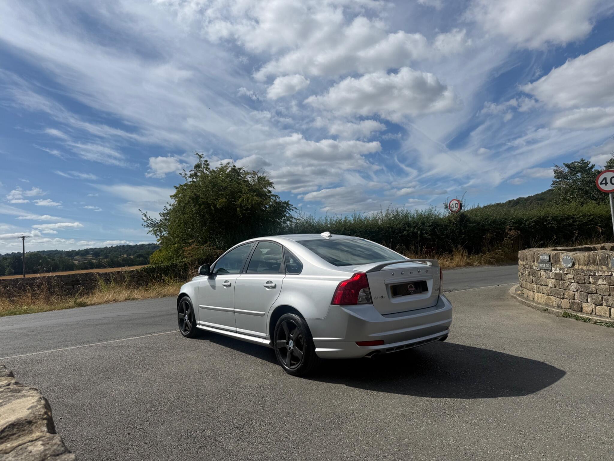 Volvo S40 - Image 18