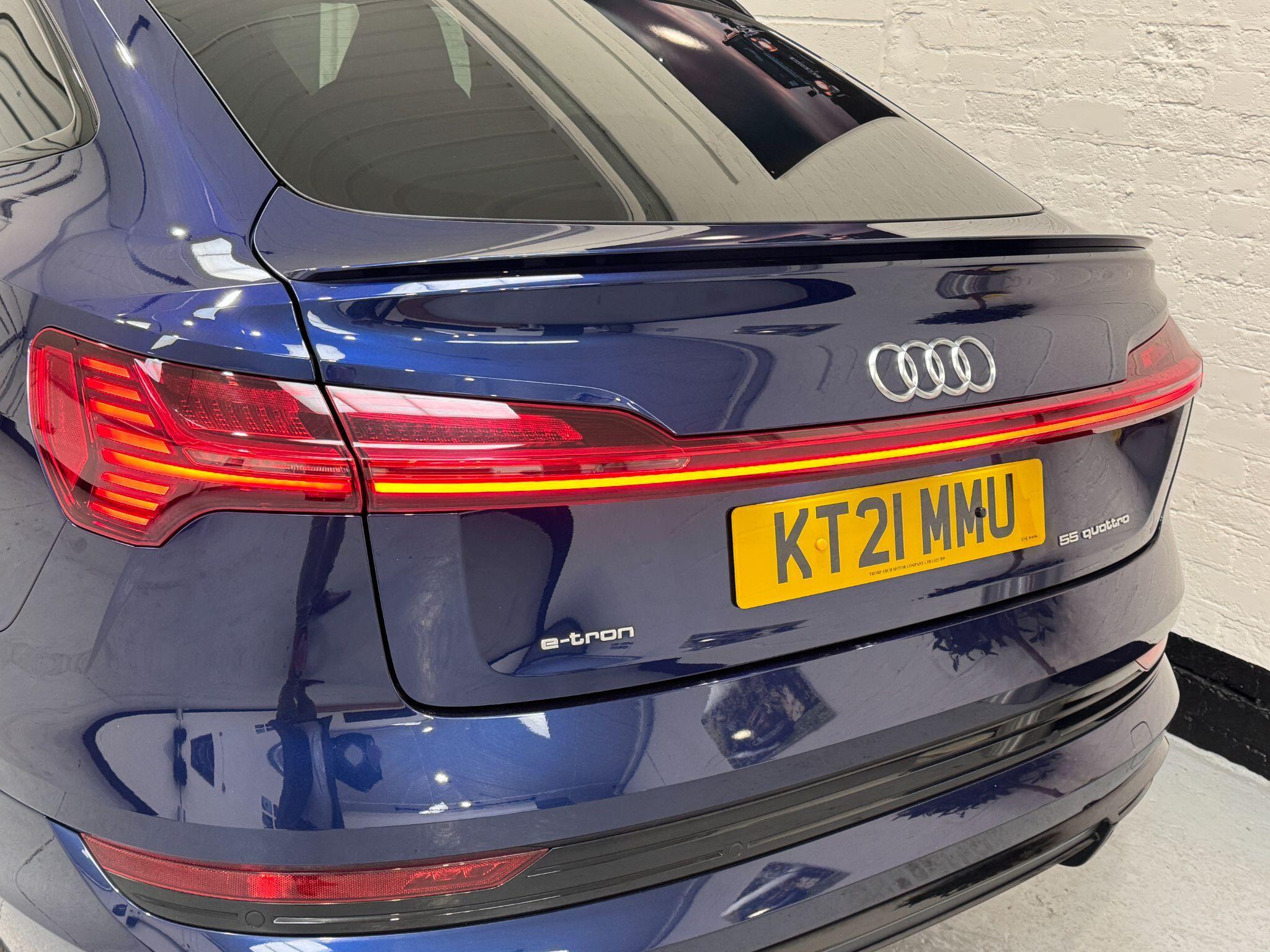 Audi E-Tron - Image 40