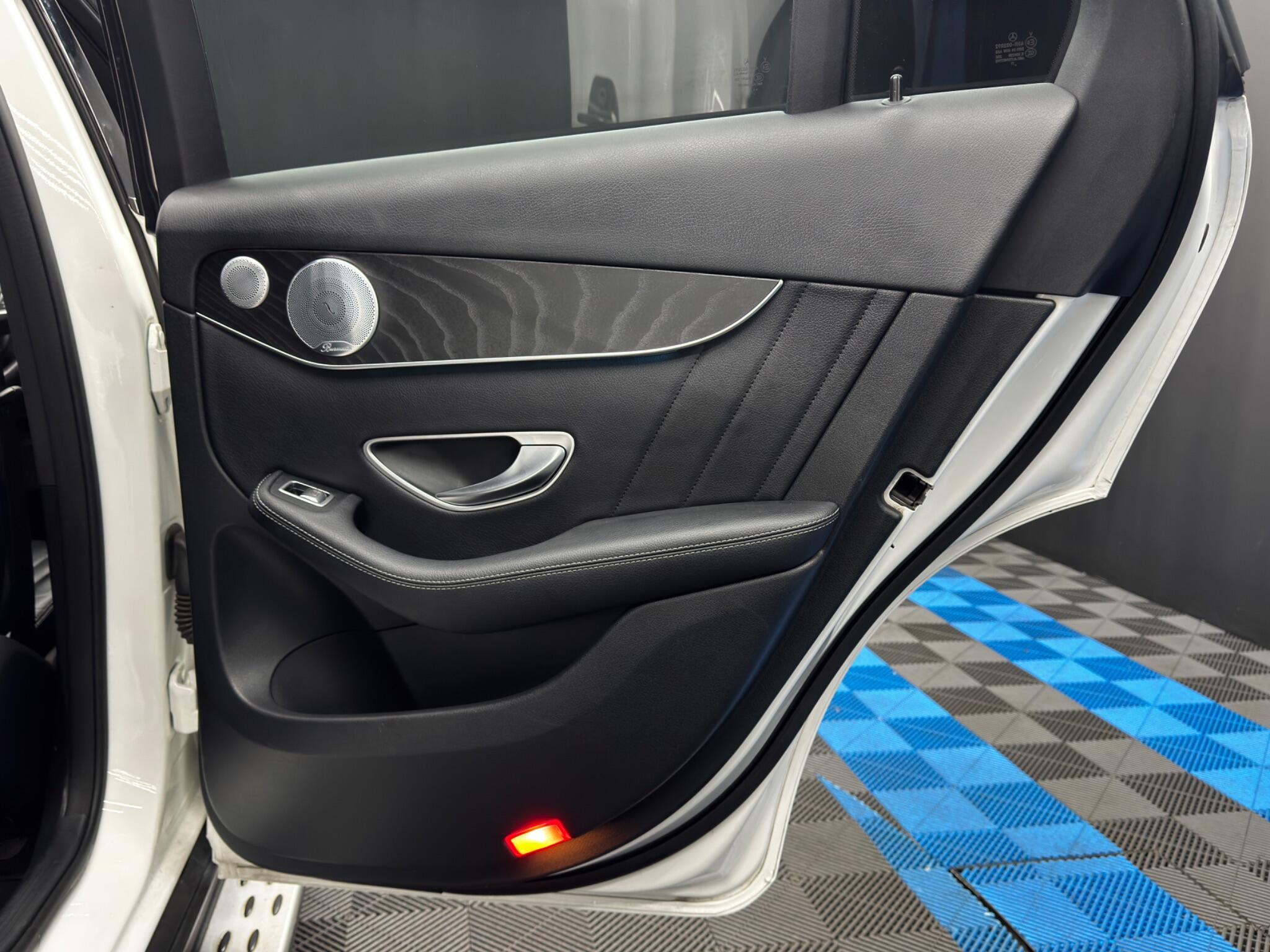 Mercedes GLC - Image 44