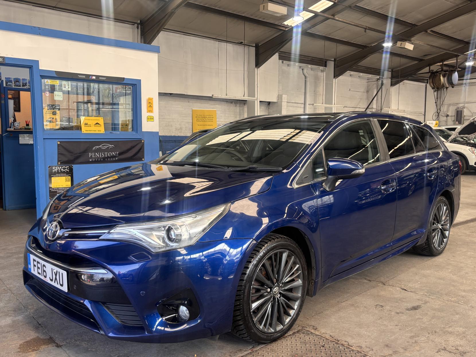 Toyota Avensis - Image 10