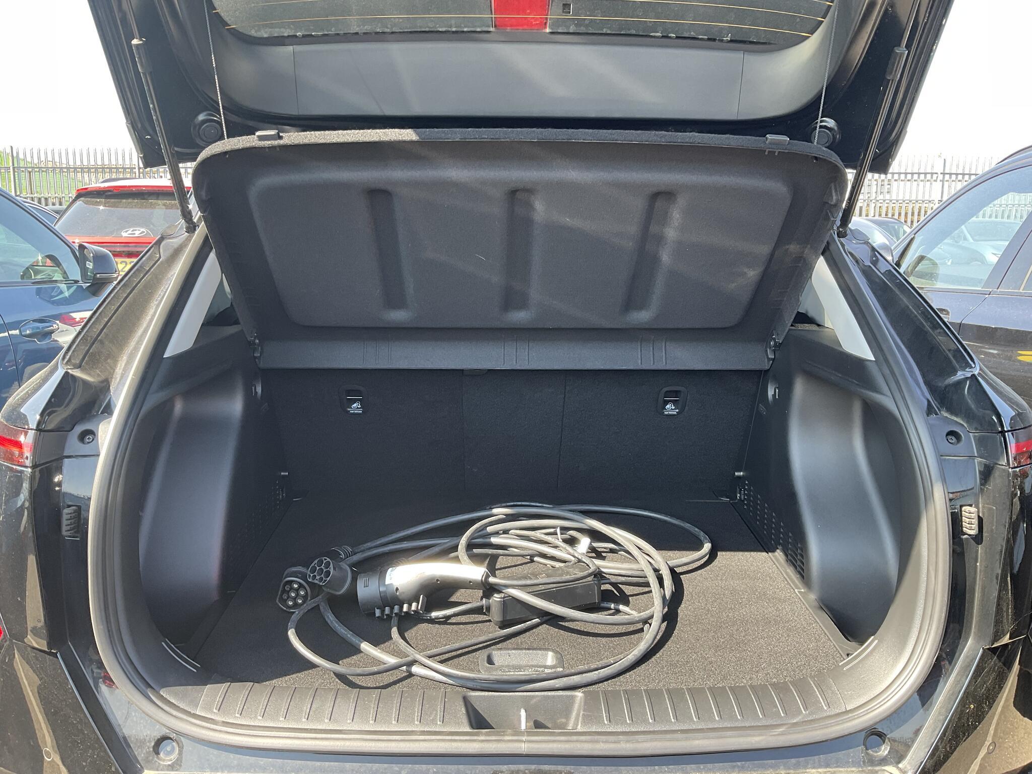 Hyundai Kona - Image 19