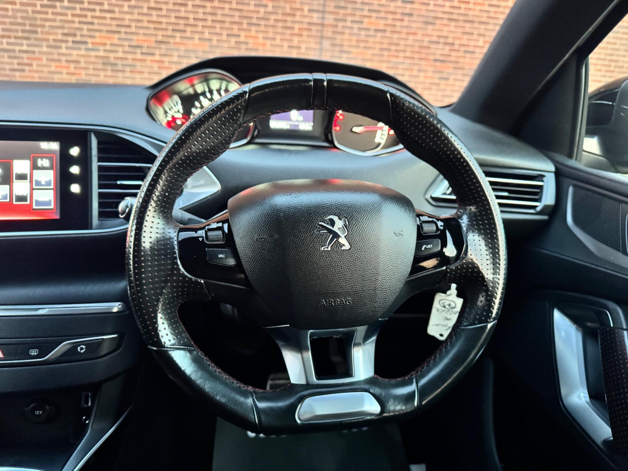 Peugeot 308 - Image 7