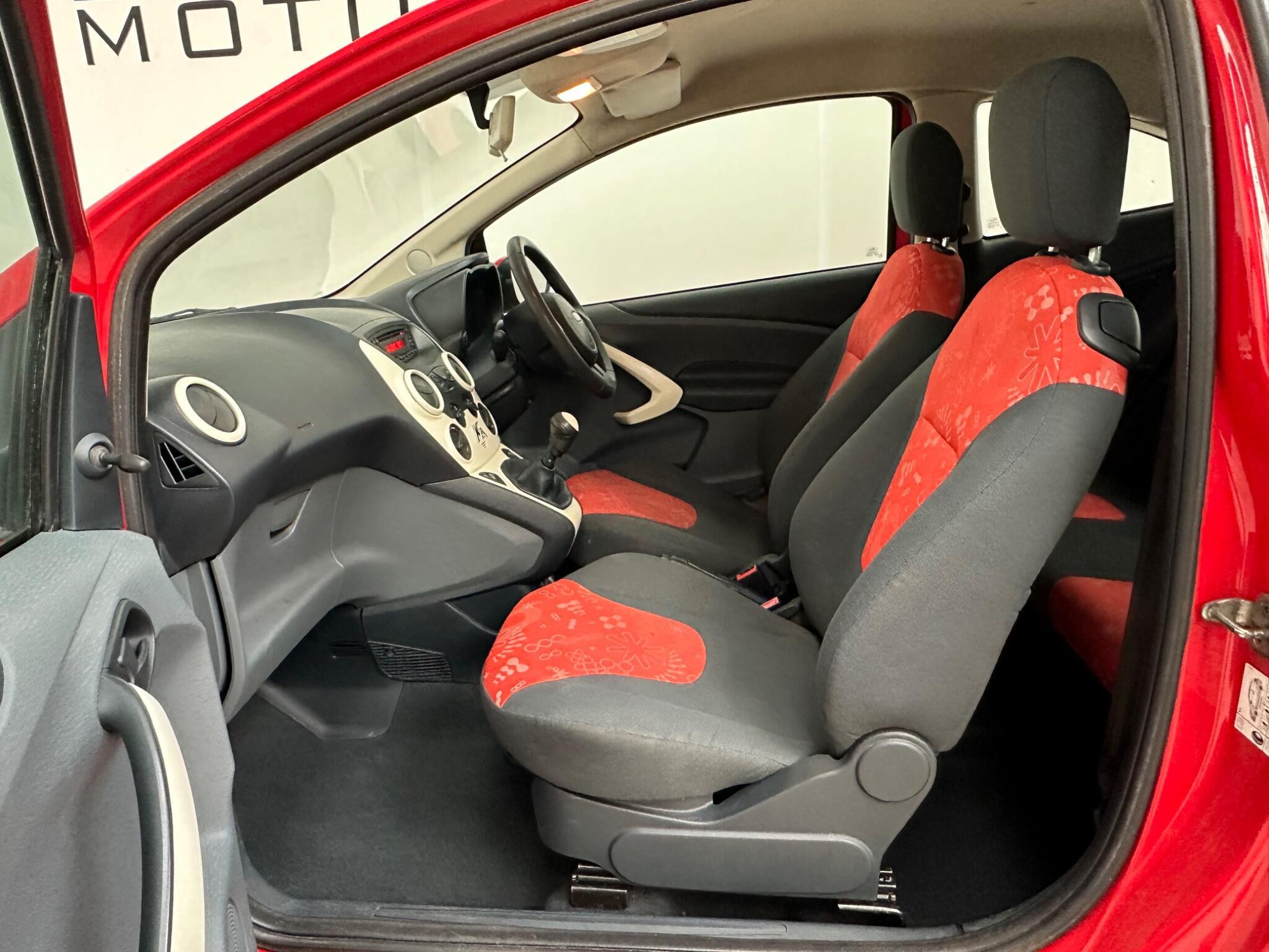 Ford KA - Image 10