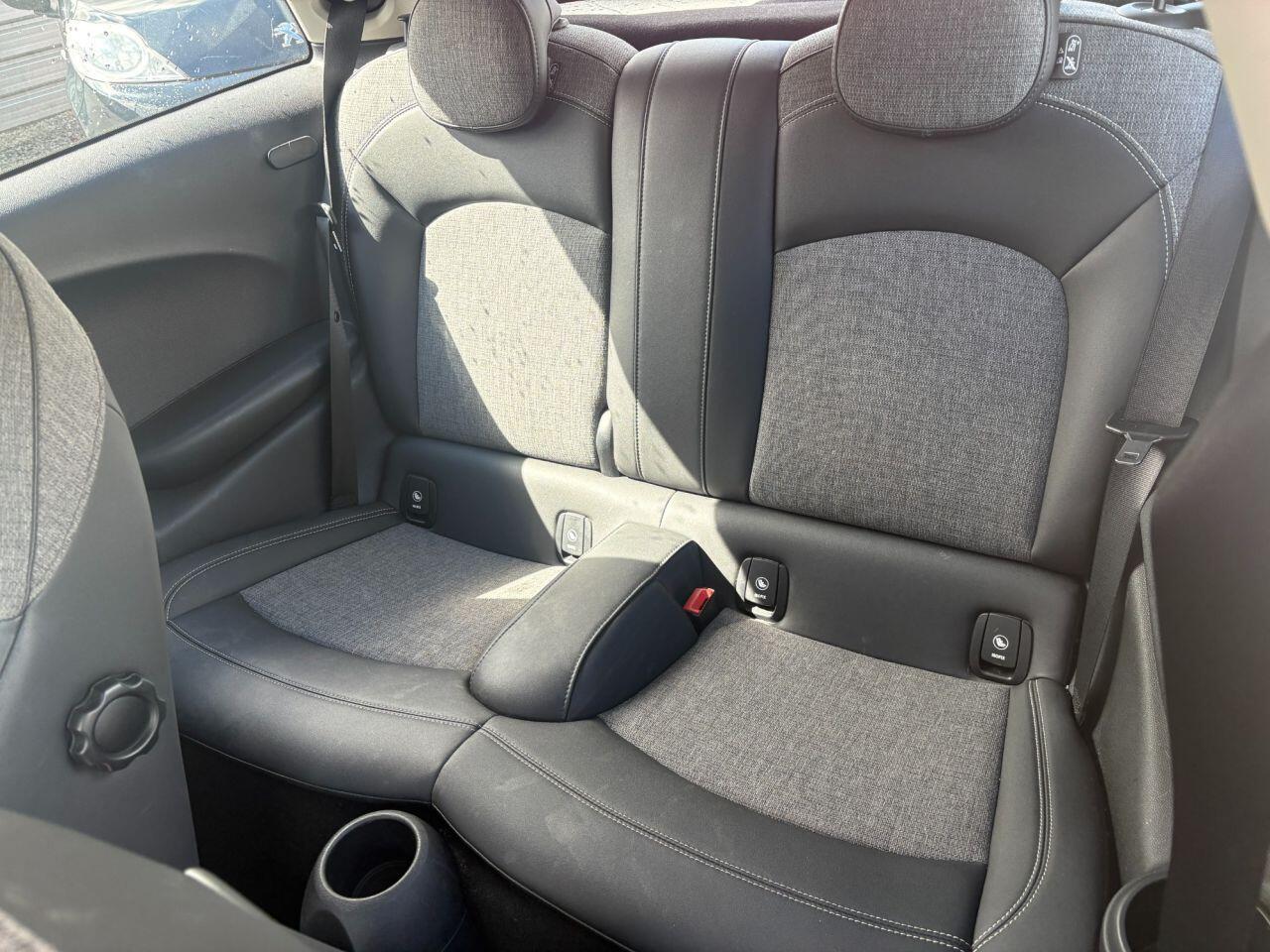 MINI Hatch - Image 15