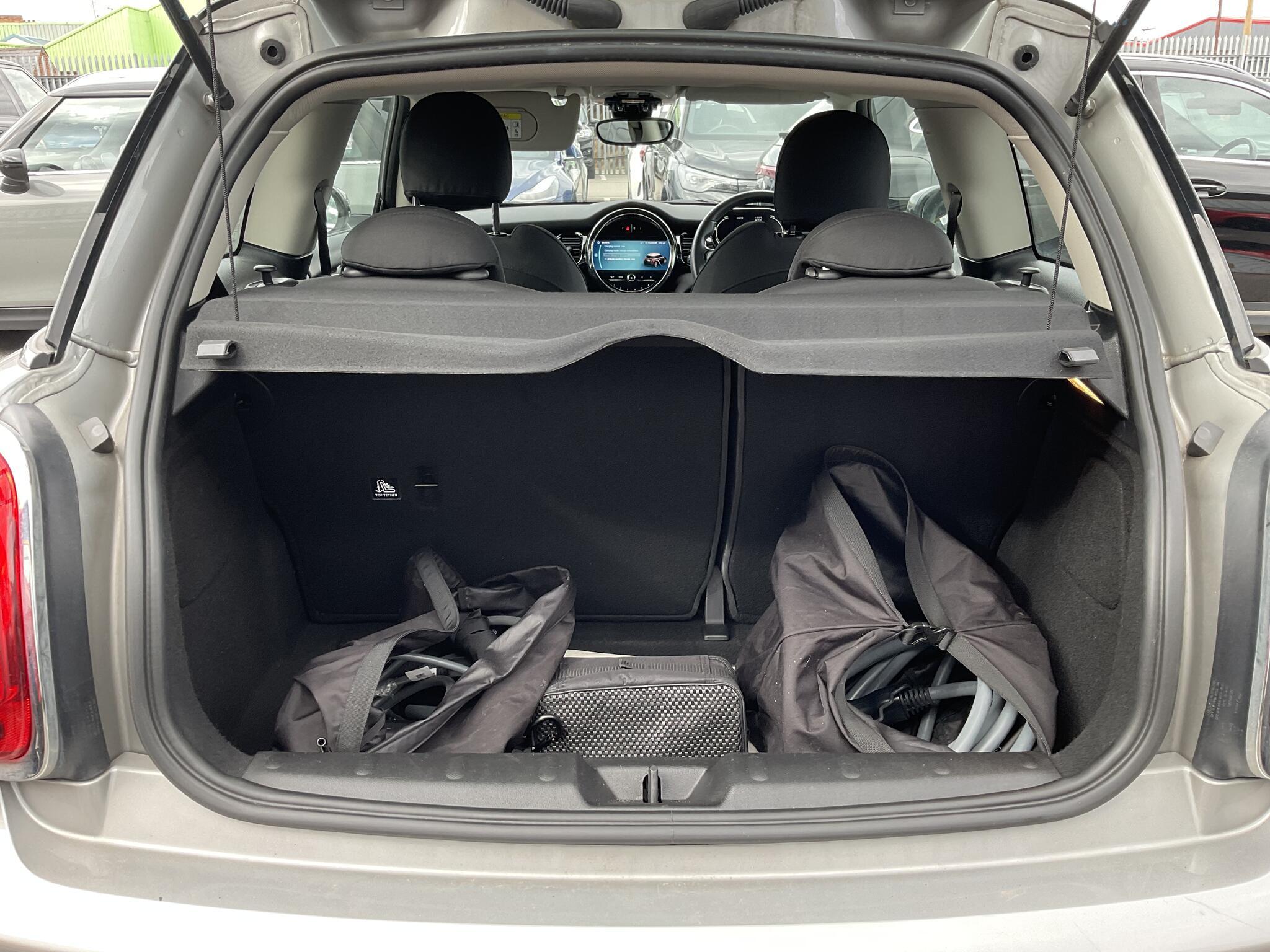 MINI Electric Hatch - Image 19
