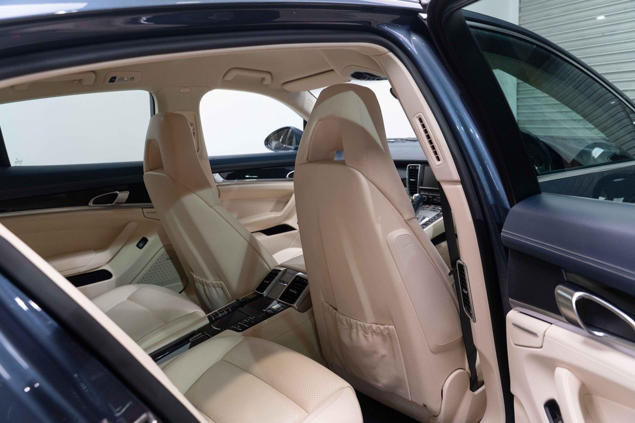 Porsche Panamera - Image 16