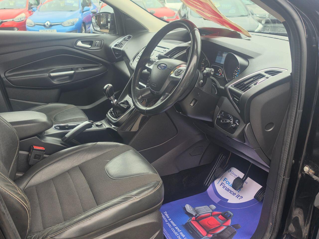 Ford Kuga - Image 12