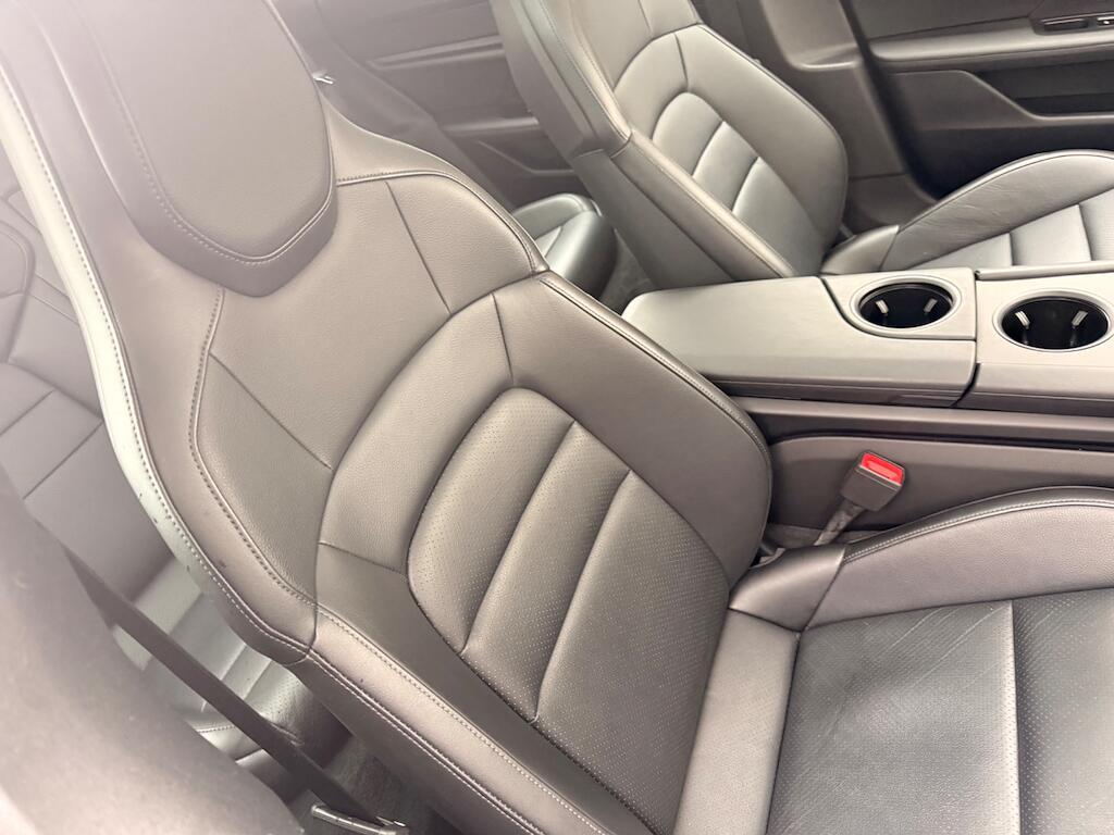 Porsche Taycan - Image 42