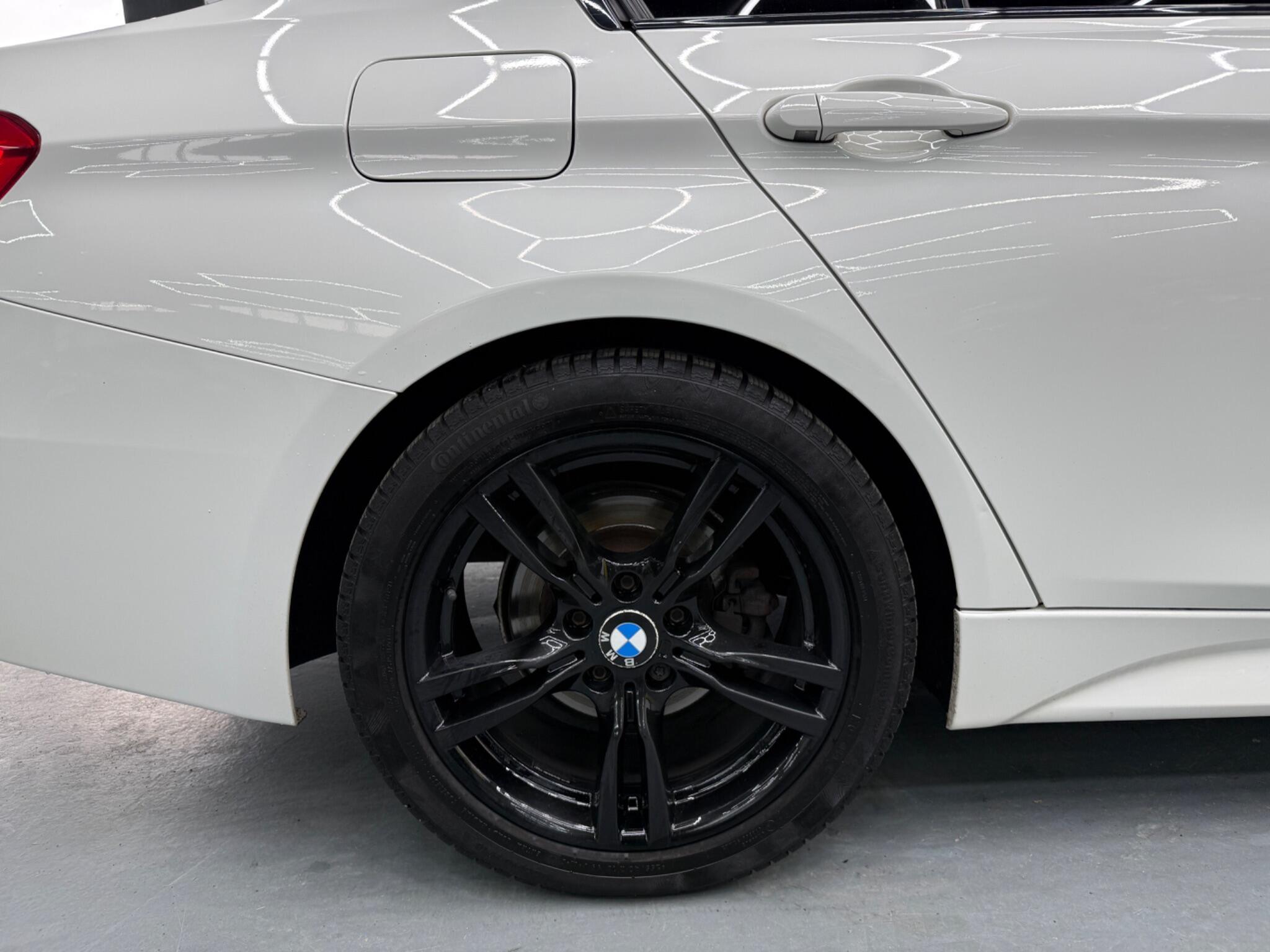 BMW 3 Series - Image 17