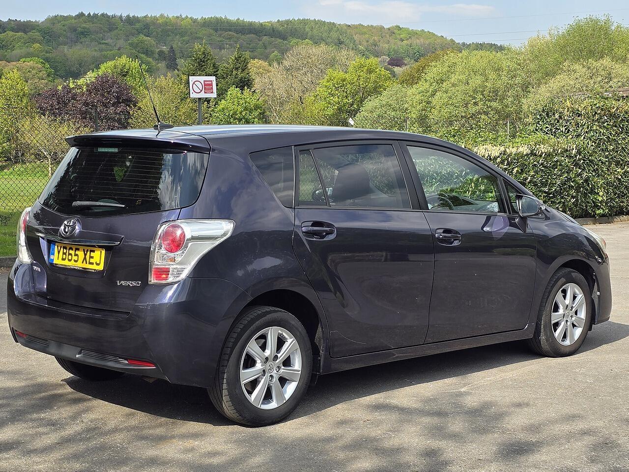 Toyota Verso - Image 20
