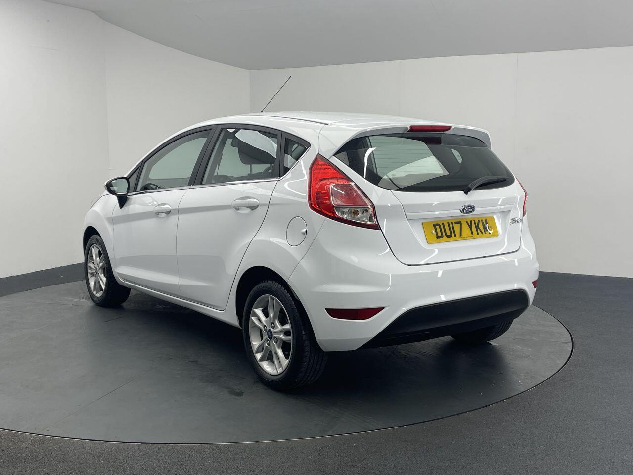 Ford Fiesta - Image 9