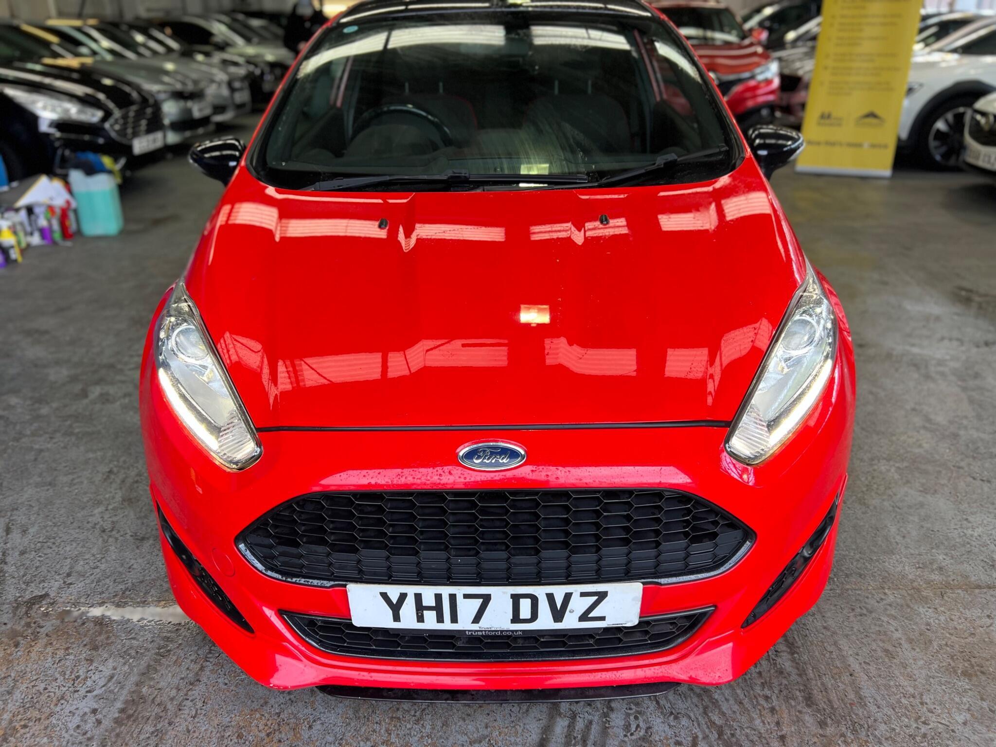 Ford Fiesta - Image 11