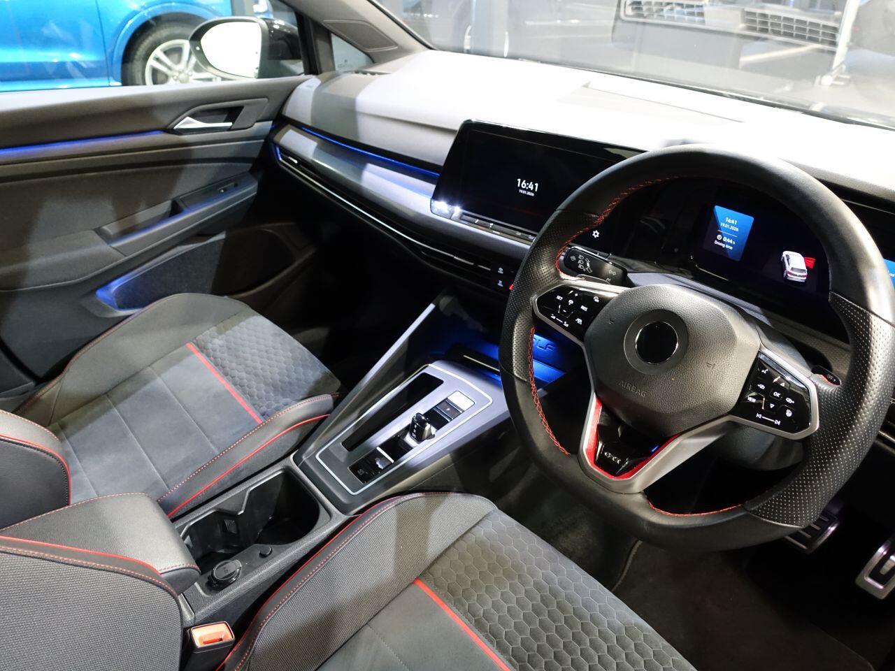 Volkswagen Golf - Image 3