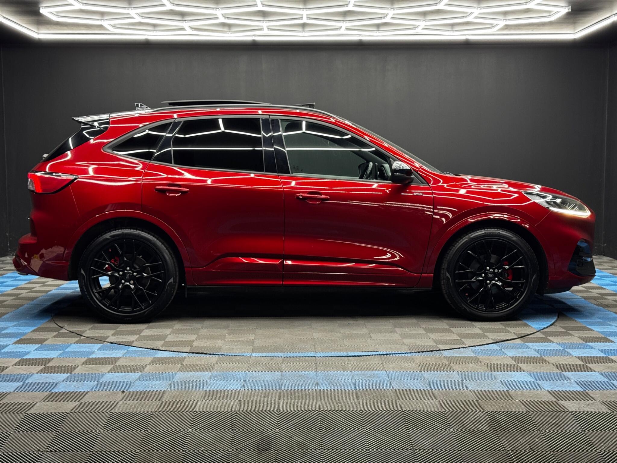 Ford Kuga - Image 4