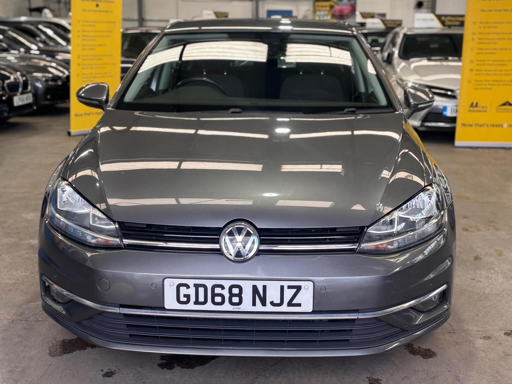 Volkswagen Golf - Image 14