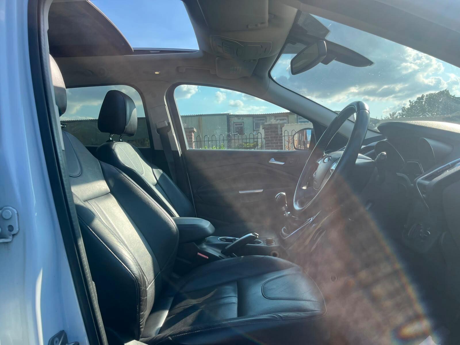 Ford Kuga - Image 13